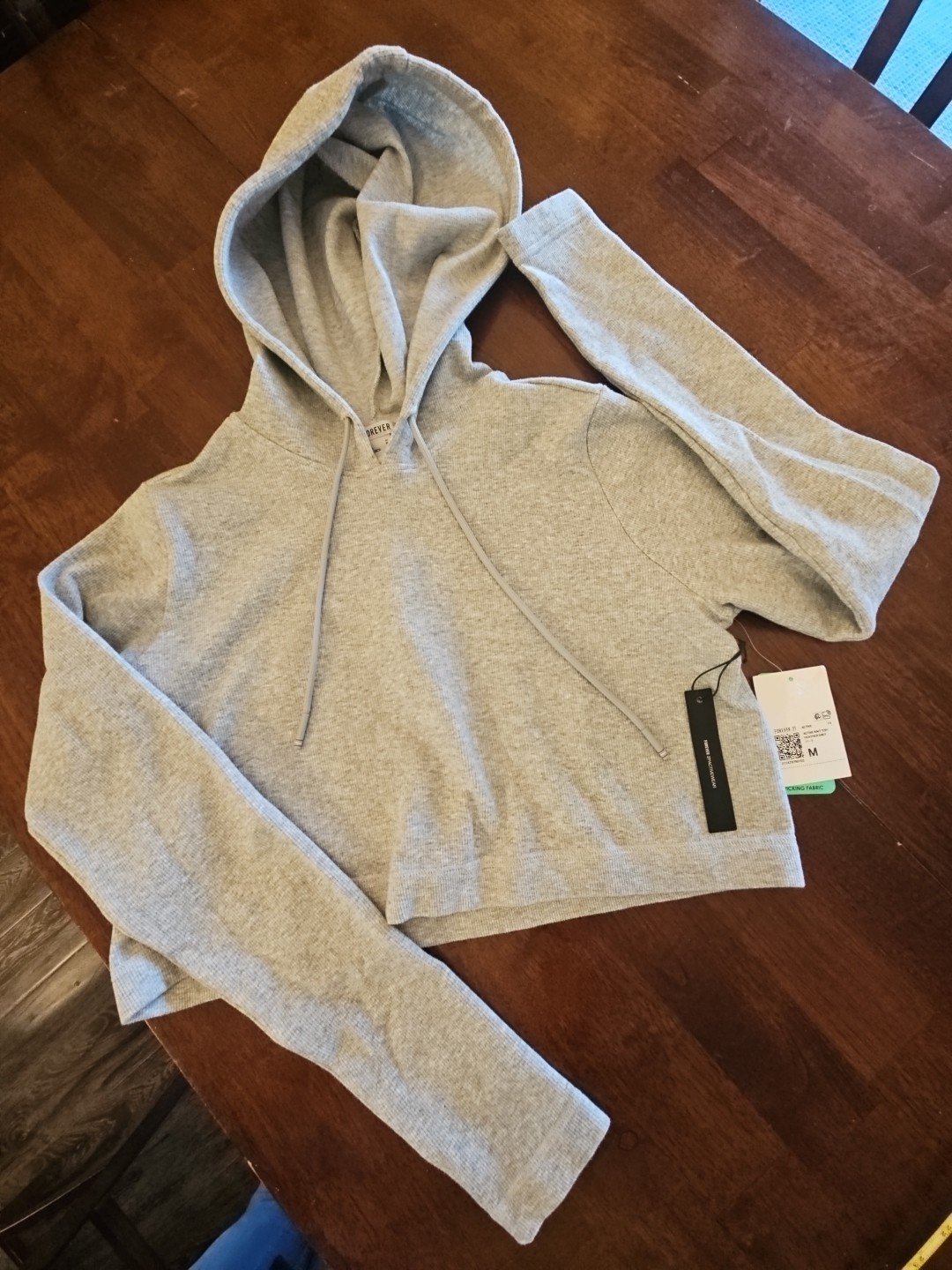 NWT Forever 21 Activewear Women’s Seamless Grey Cropped Long Sleeve Sz M