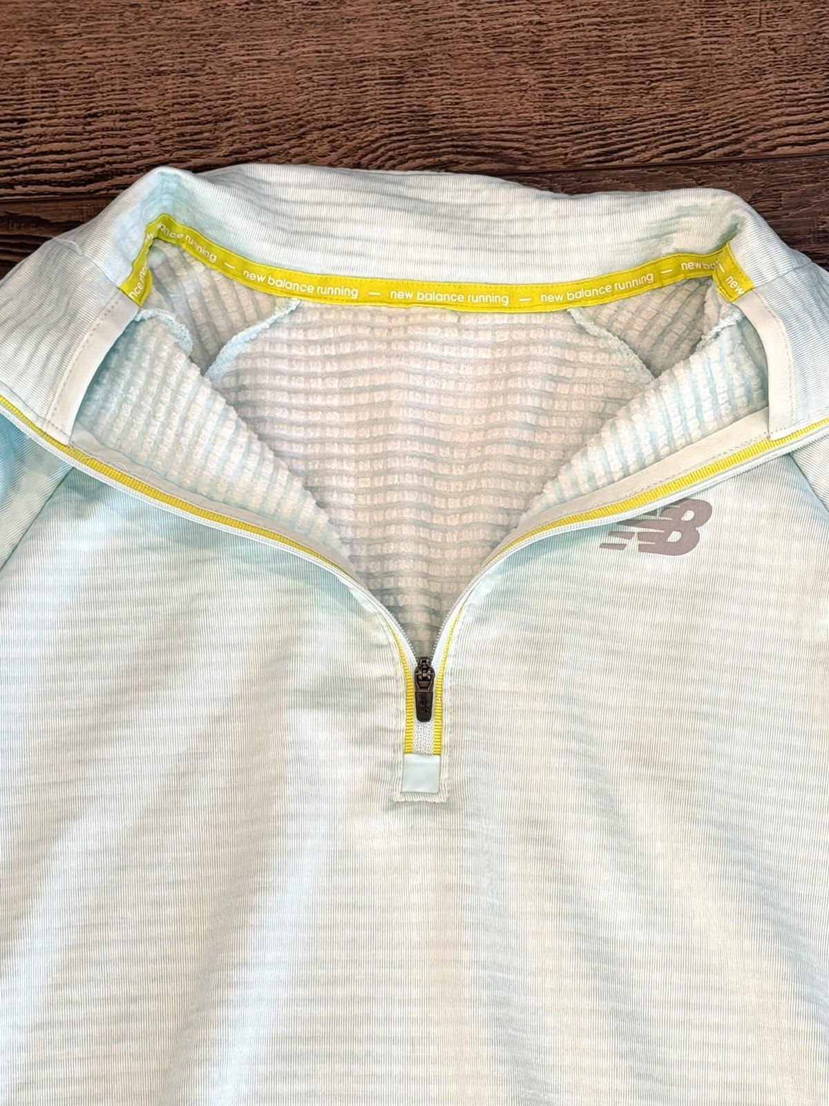 New Balance Heat Women’s S Light Blue/Yellow 1/4 Zip Mock Neck Running Top
