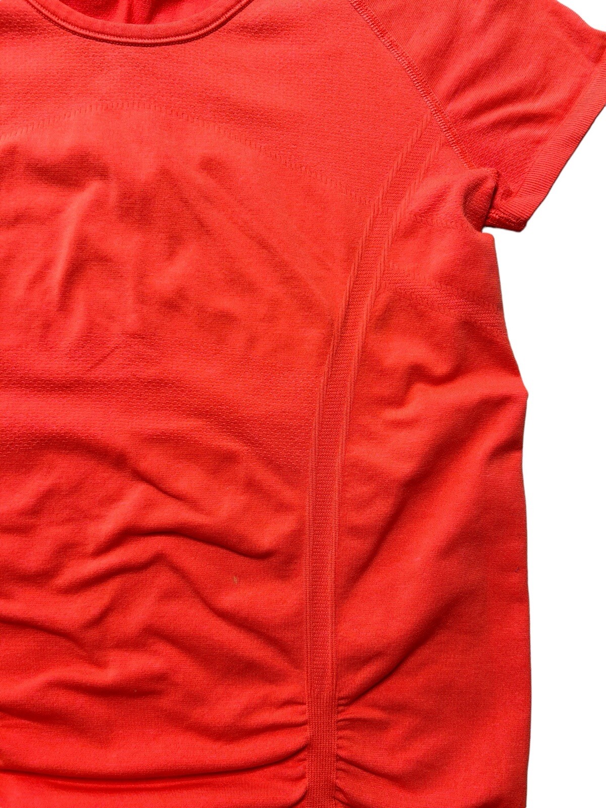 Athleta Fastest Track Tee Athletic Workout T-shirt Women’s Size Medium MD Coral