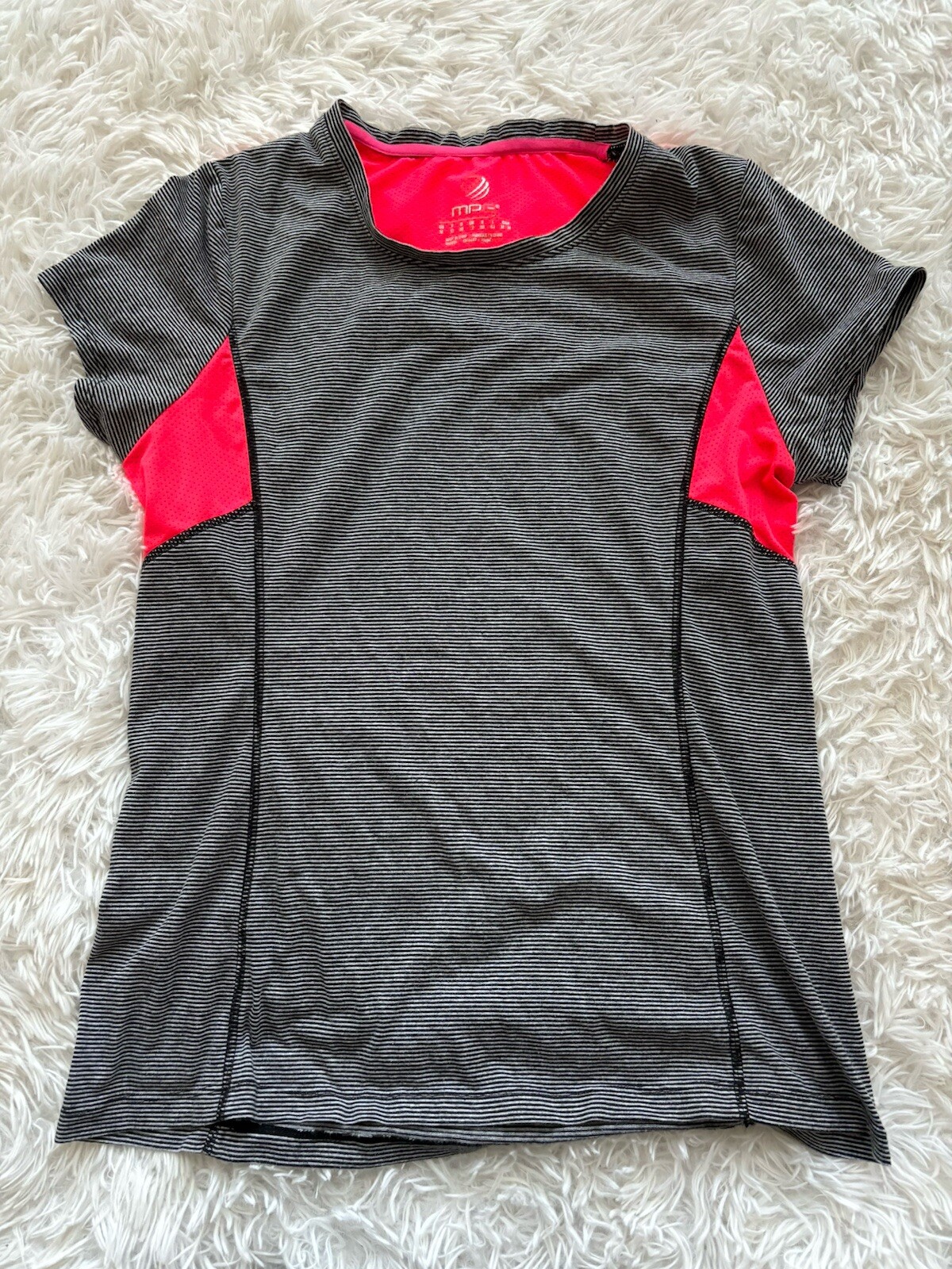 MPG Women’s Sz. M Black & Pink Design Sport Tee. Comfortable