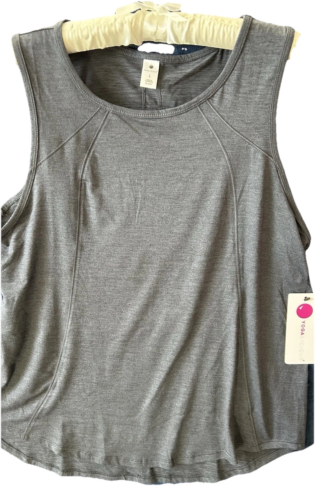 Yogalicious NWT Lux Grey Tank Top Curved Hem Princess Seam Activewear Large