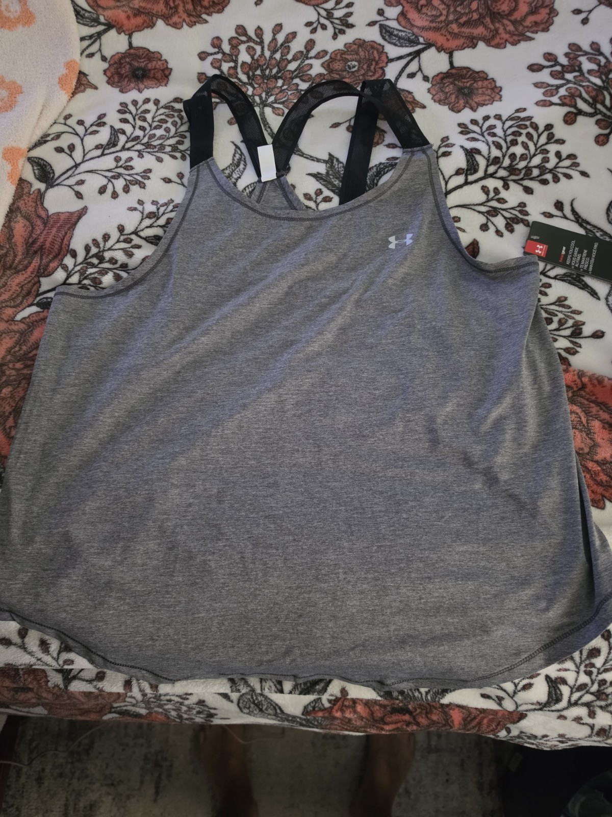 Under Armour Women’s Tank to Size Large Heat Gear Loose Fit