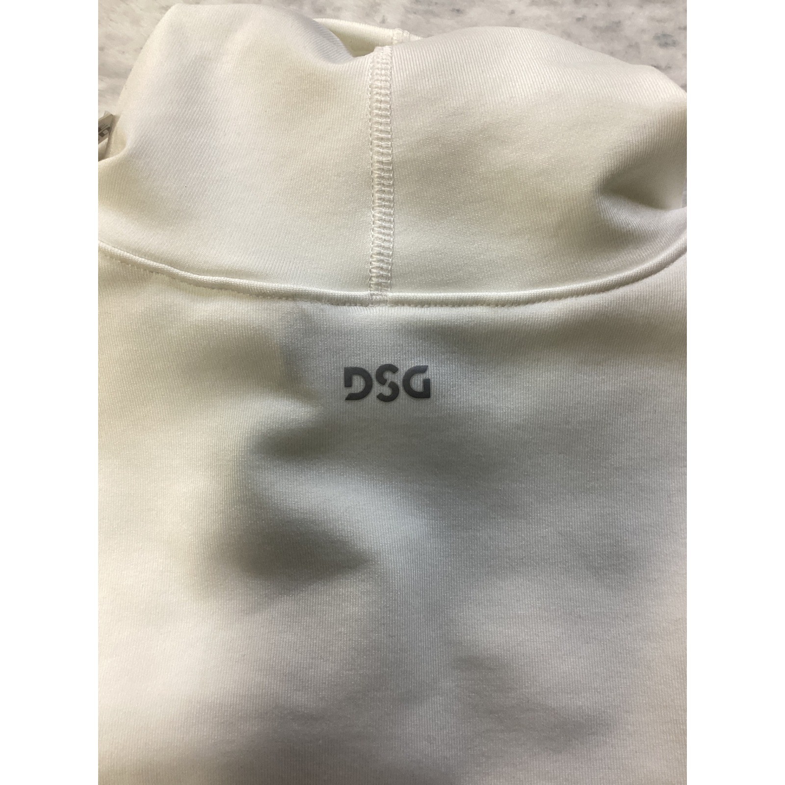 DSG Womens Cold Weather Compression Turtle Neck Pure White DAW23600 Small NWT