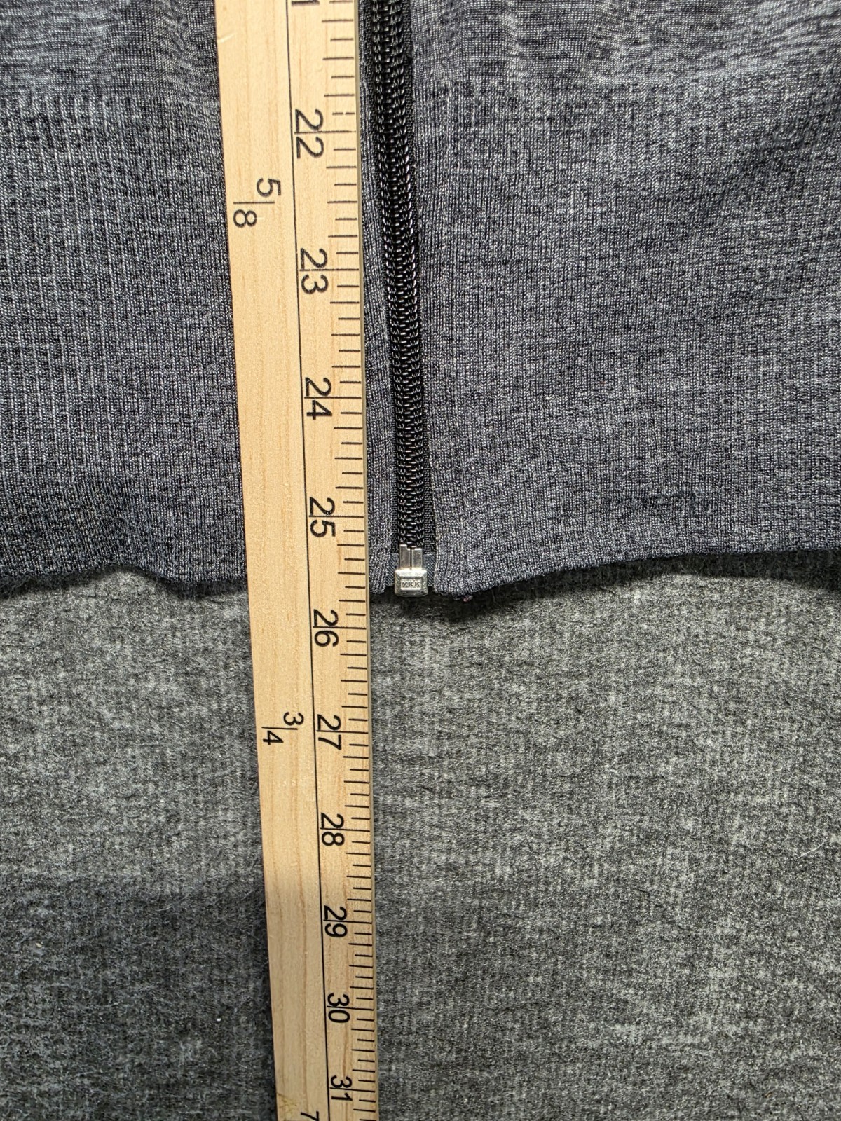 Oakley Womens Full Zip Mock Neck Active Jacket Gray Ribbed Medium Thumb Holes