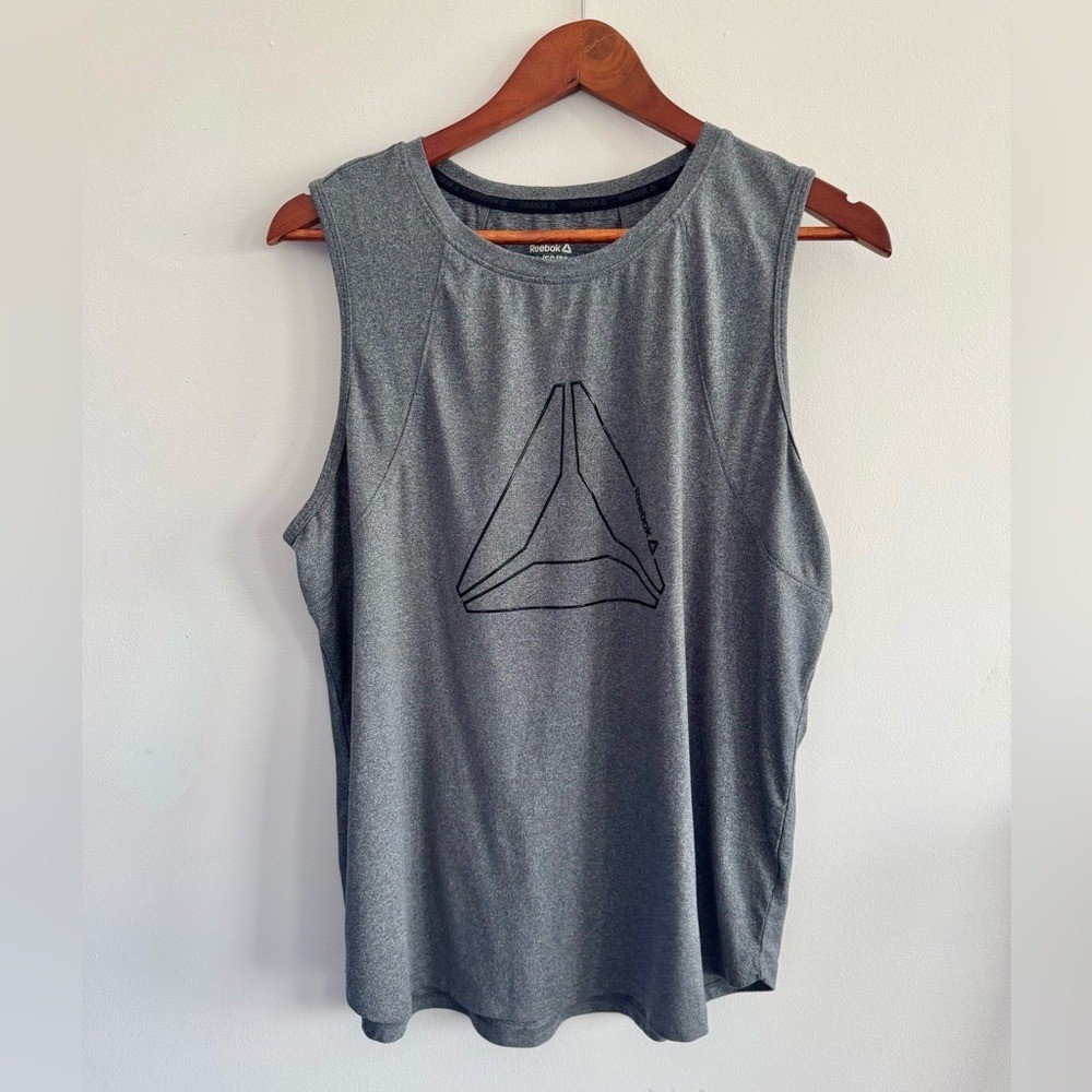 REEBOK | sleeveless tank workout attire