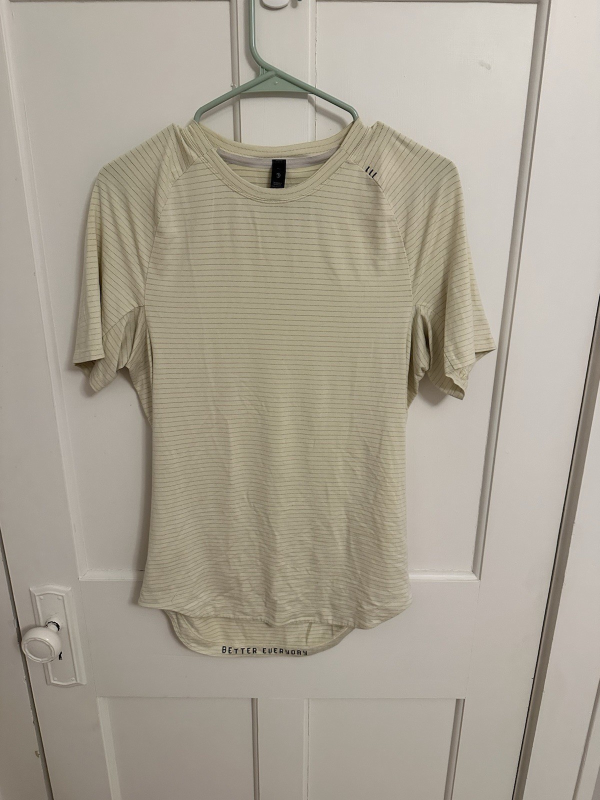 Lululemon Performance Tee Short Sleeve Butter Yellow Stripe Better Everyday XS