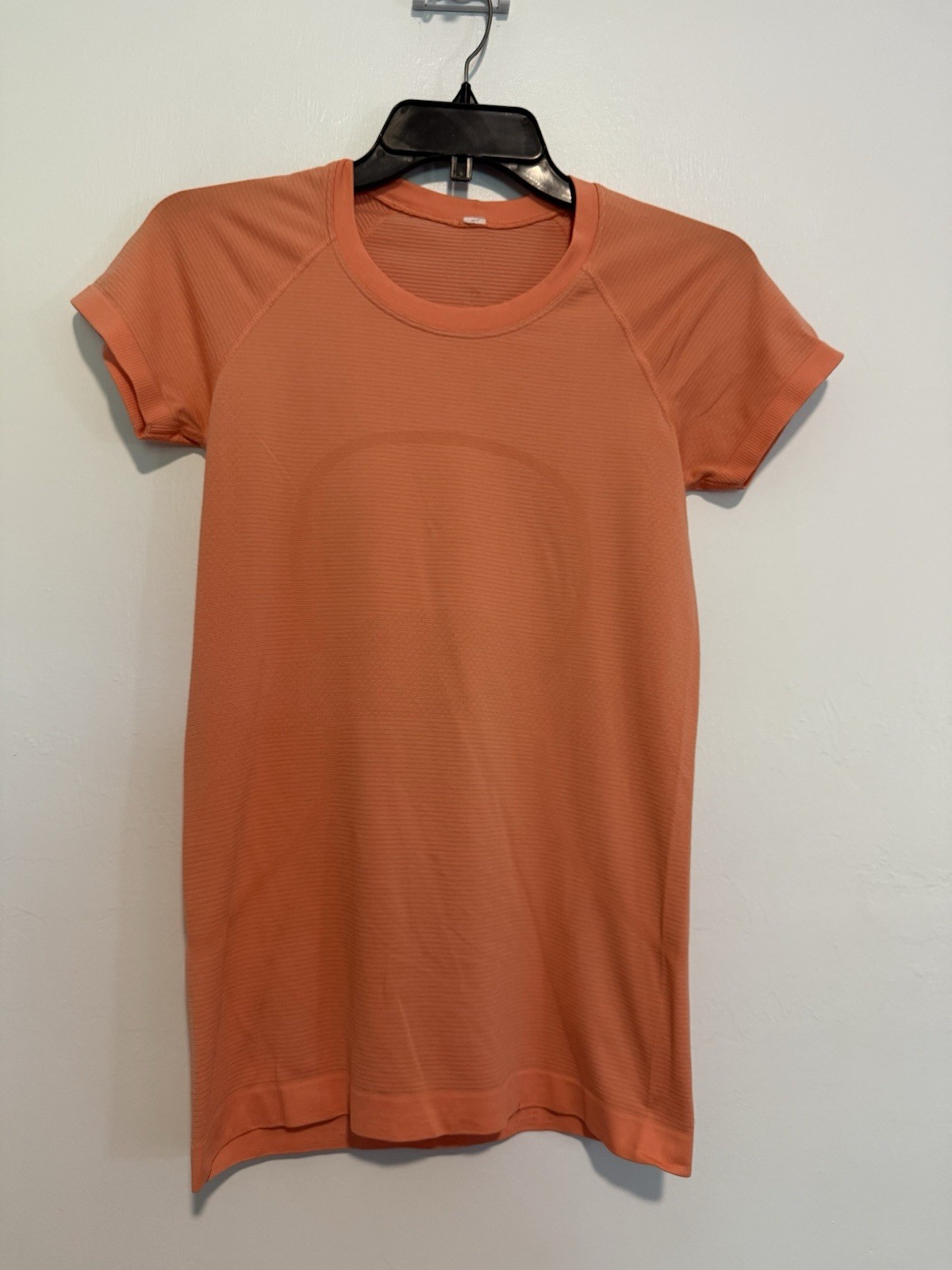 Lululemon Swiftly Tech Short Sleeve Womens Shirt (Chest-30”) In Salmon