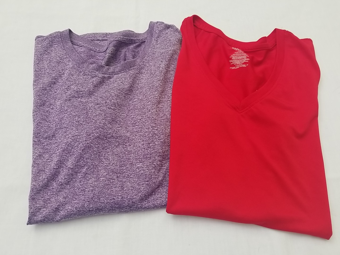 Womans Danskin Now Semi Fitted Two Shirts, Red And Purple Speckle, Size 12-14