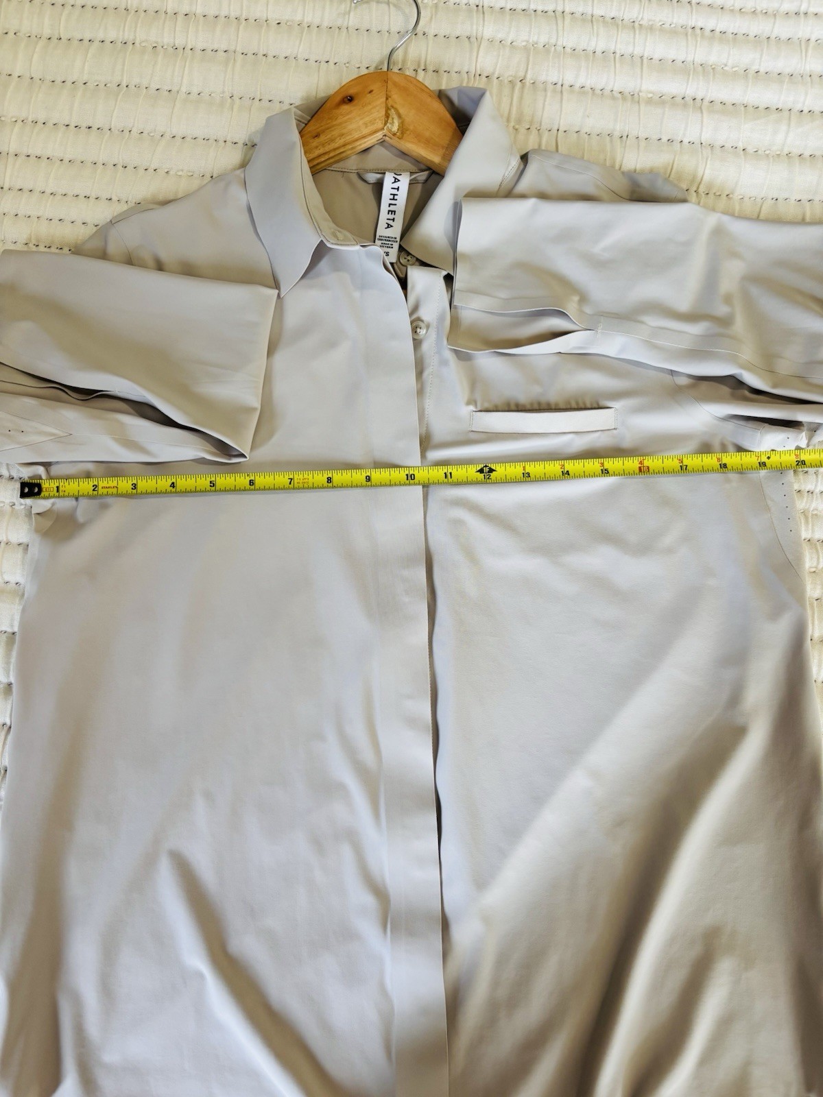 Athleta Women’s XS Solid Gray Collared Long Sleeve Button-Up Stretch Active Top