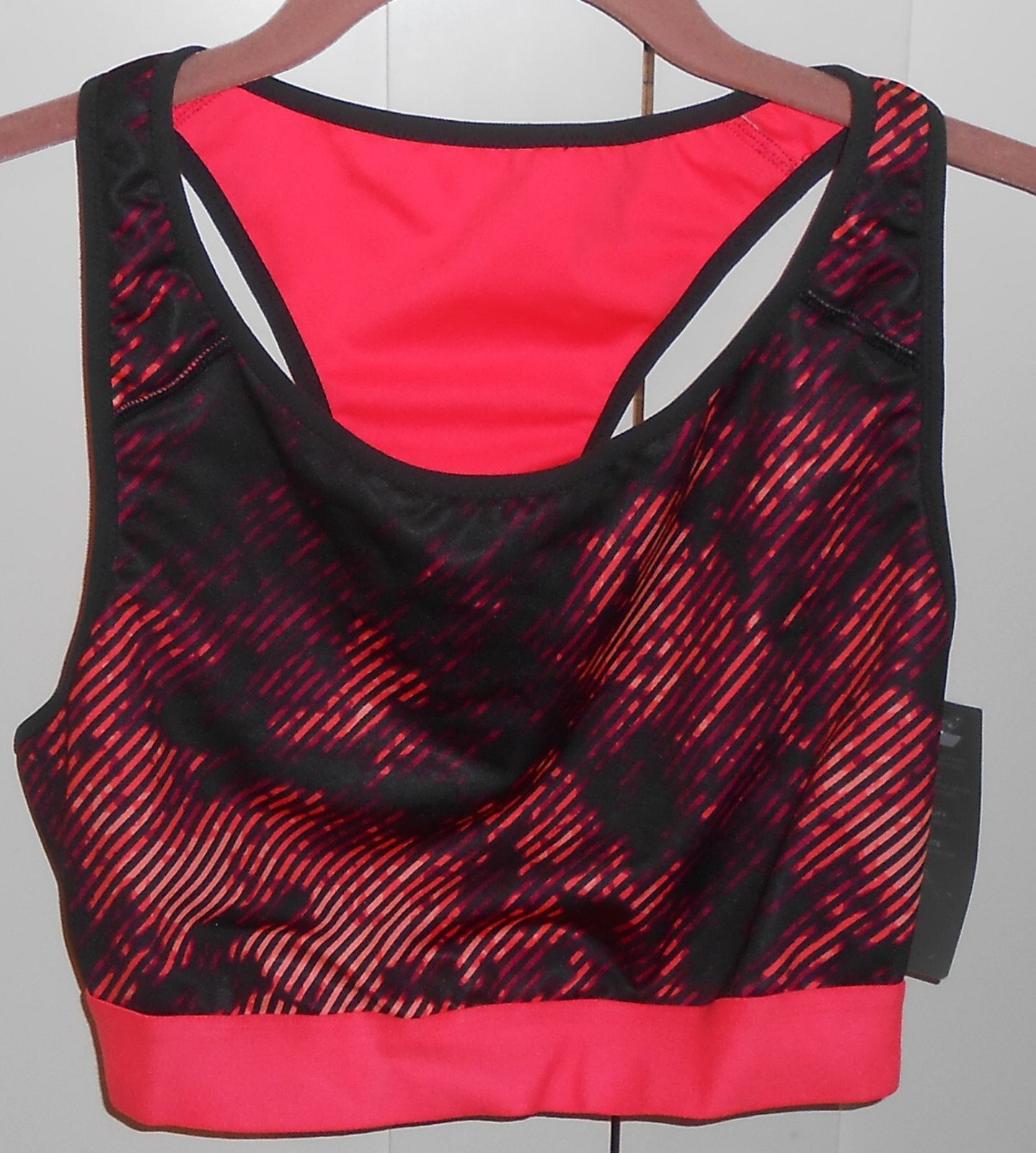 OLD NAVY ACTIVE BLACK PRINT MEDIUM SUPPORT RACERBACK SPORTS BRA – 1XLARGE PLUS
