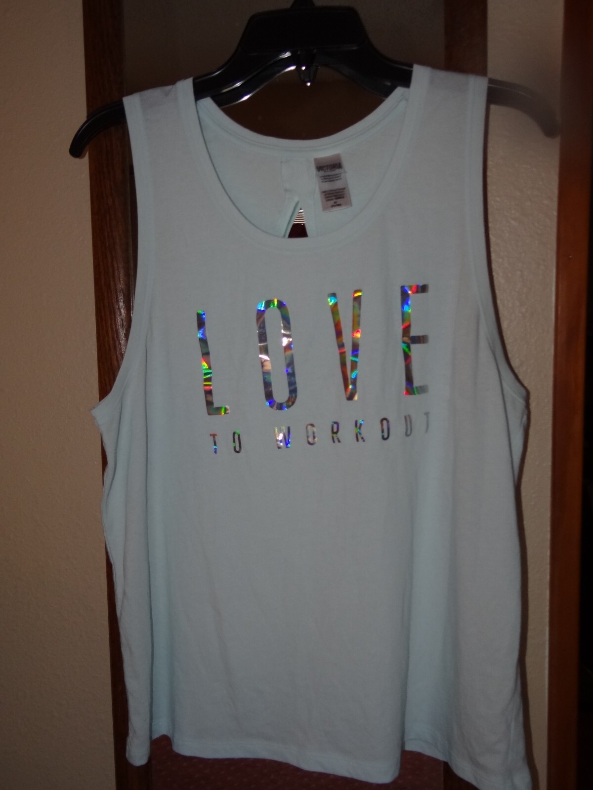 Victoria Secret Sport light mint Love To Workout Tank Top Cut Out Back Sz M foil