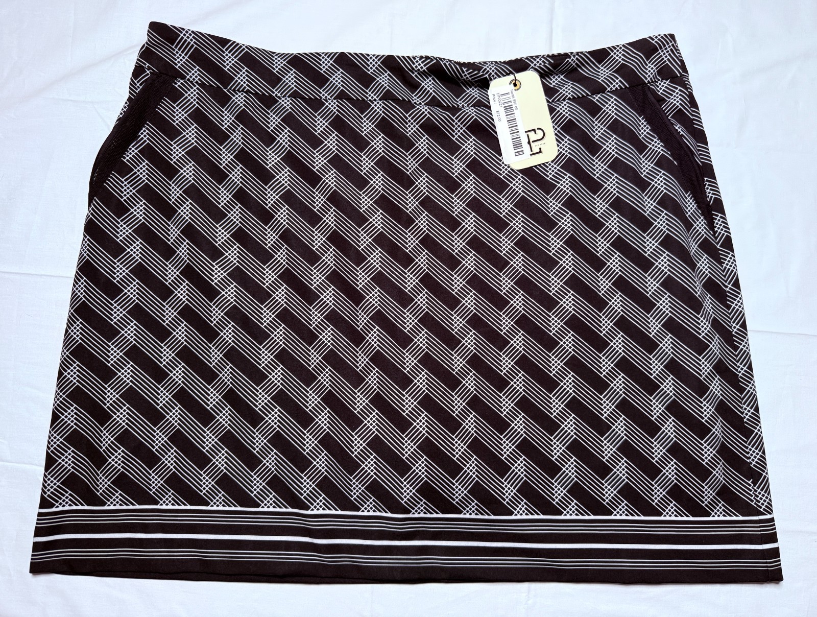 NWT WOMEN’S EP NEW YORK GOLF SKORT/SKIRT – SIZE: XX-LARGE – BLACK MULTI (M5.6)