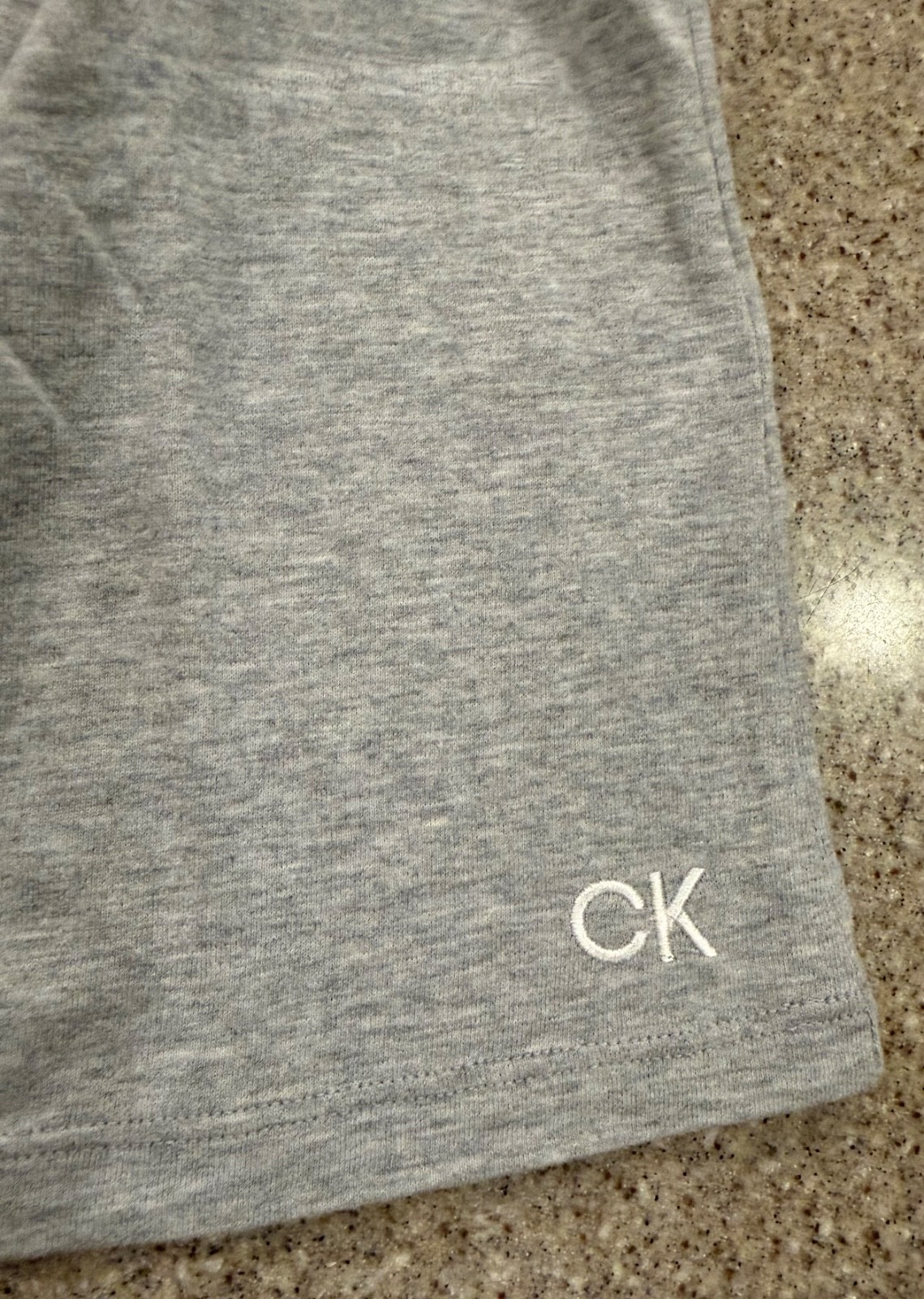 CALVIN KLEIN PERFORMANCE New! Gray Short Sleeve Cotton Athleisure Tee Top NWT XL