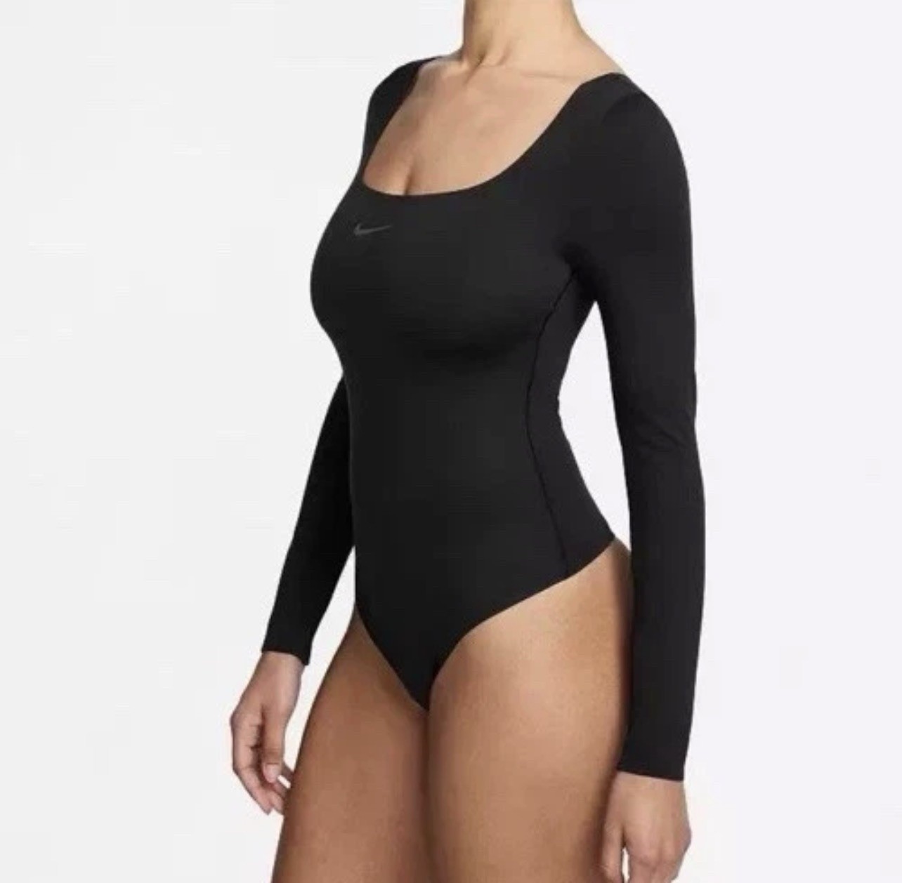 $80 Nike Women’s Form Long-Sleeve Bodysuit-Black Size XSmall HQ8296