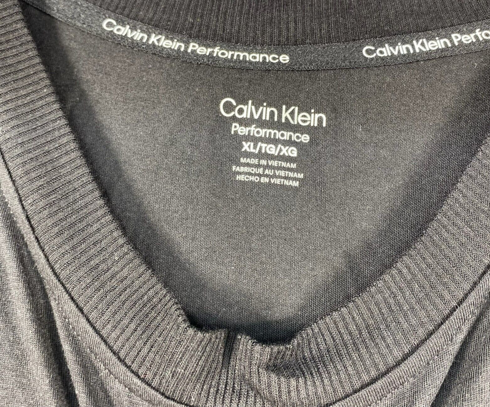 Calvin Klein Performance Crop Top Womens size XL Black Silver Big Logo New