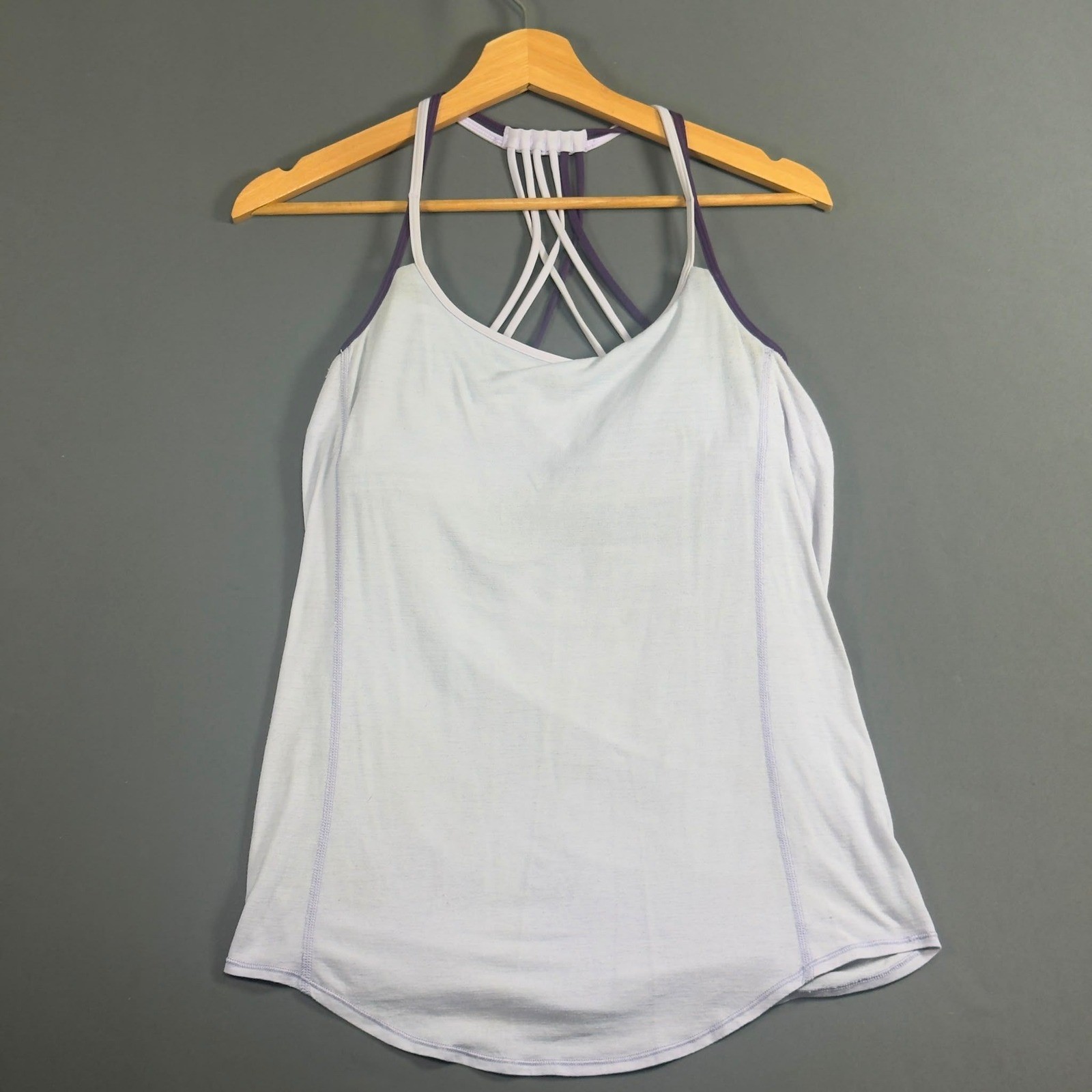Lululemon Power Y Tank Top Womens Size 6 Built In Bra Lavender Strappy Yoga