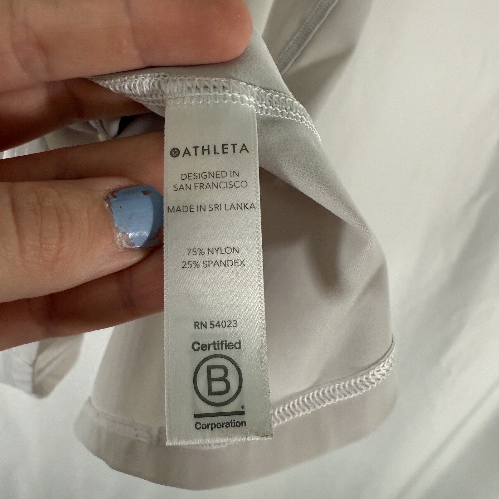 Athleta Tank Top Women’s medium Solid Grey Pull On Racerback Sleeveless