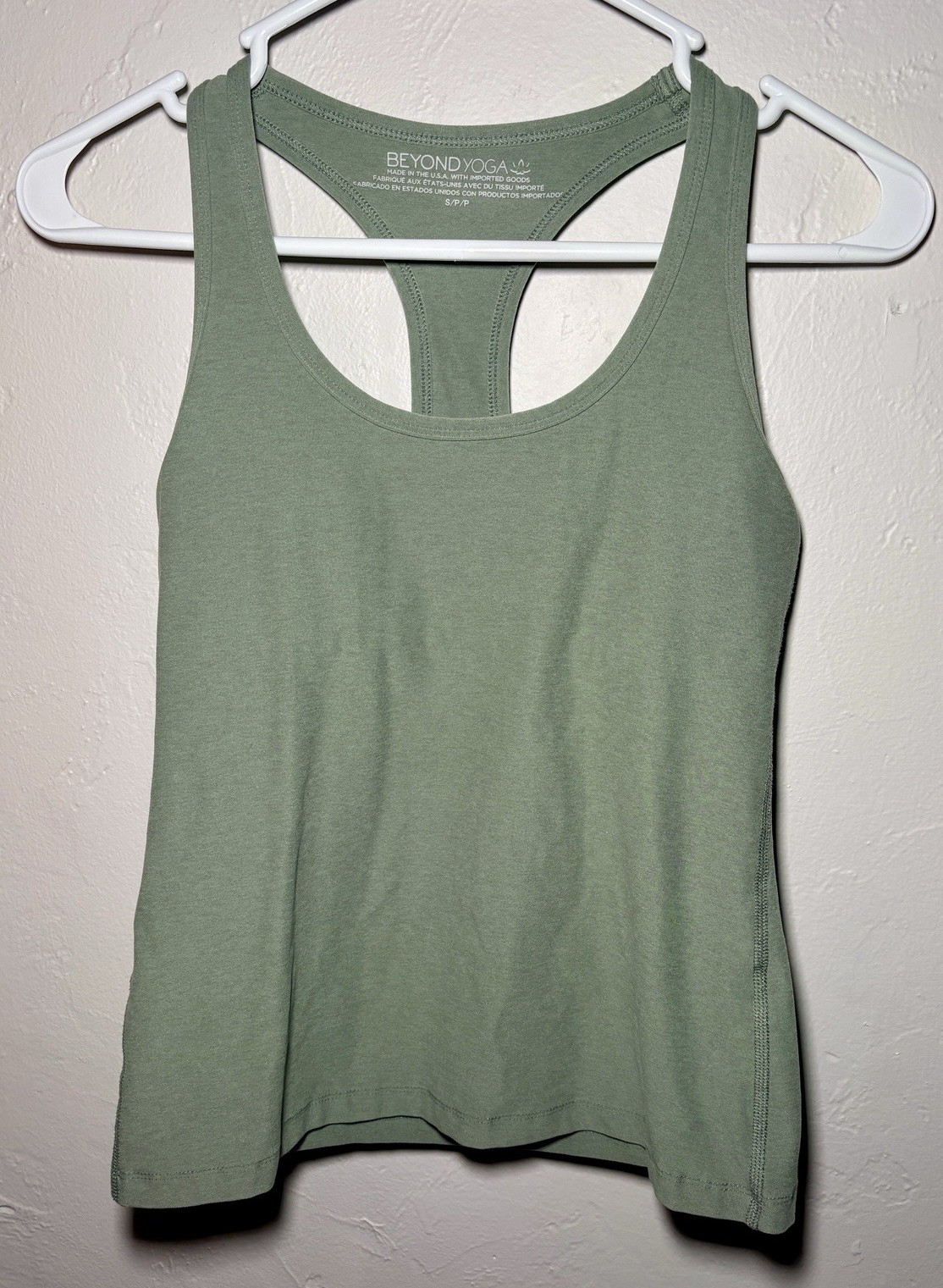 Beyond Yoga Spacedye Slim Racerback Cropped Tank Top Green Small S Summer Tank