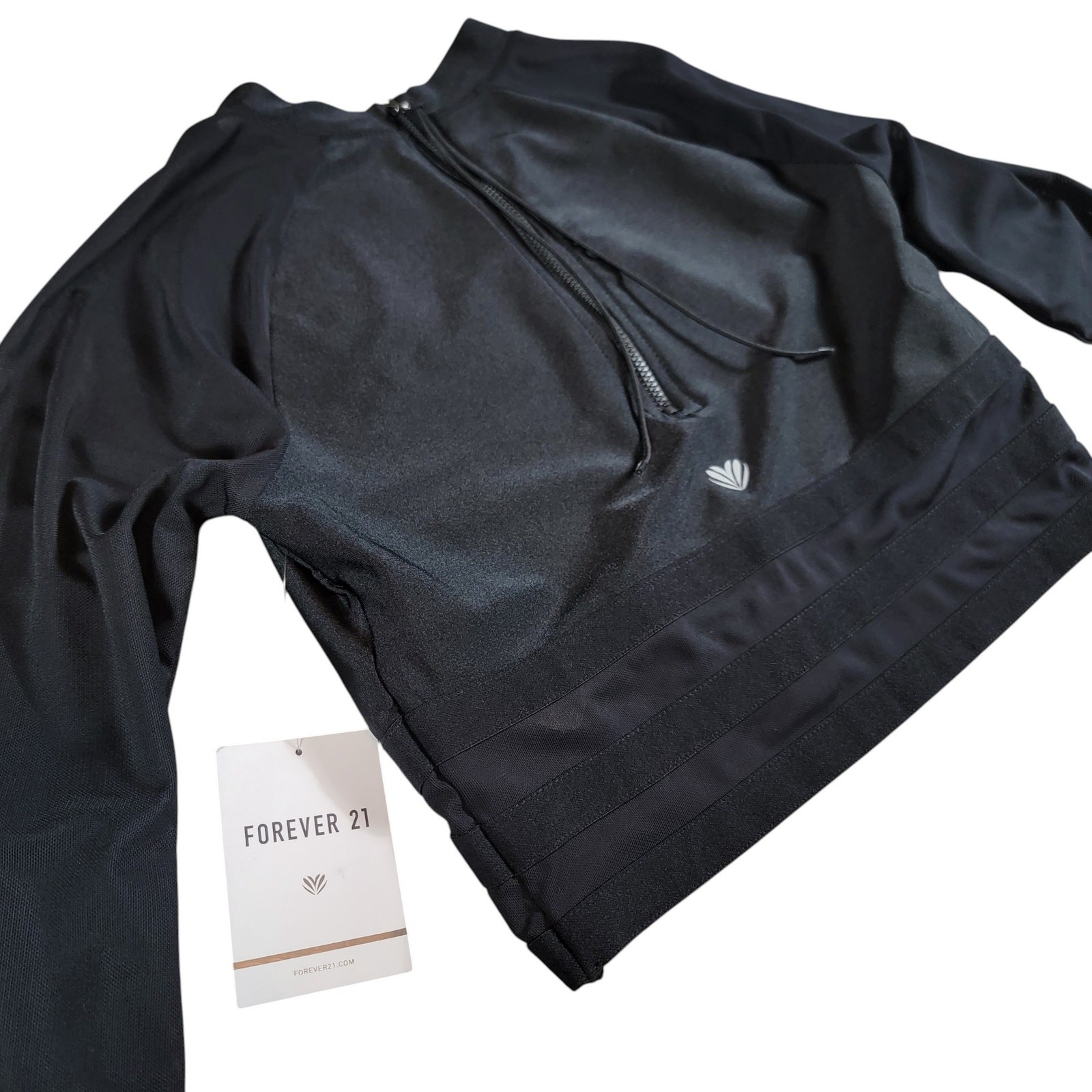 NWT Forever 21 Long Sleeve 1/4 Zip Black Crop Top Sports Athletic Mesh Stretch M