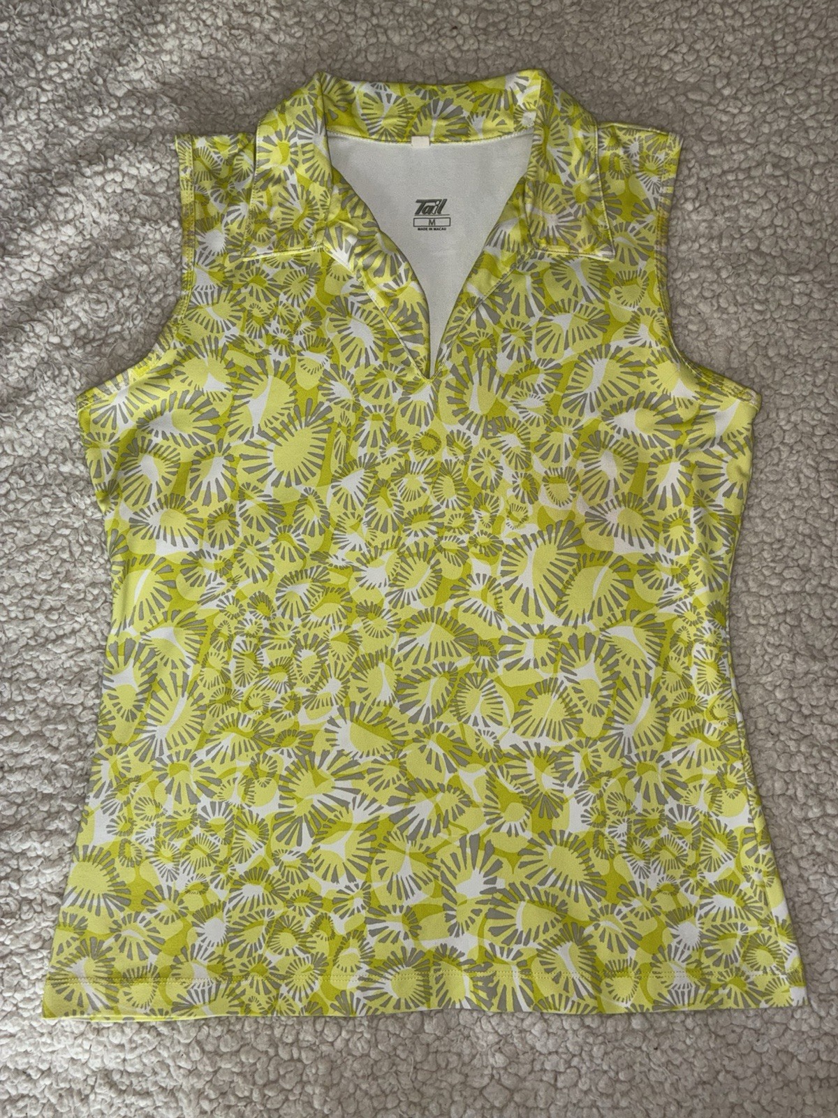 Tail Women’s Sleeveless Polo Shirt, Yellow Pattern, Women’s Size Medium