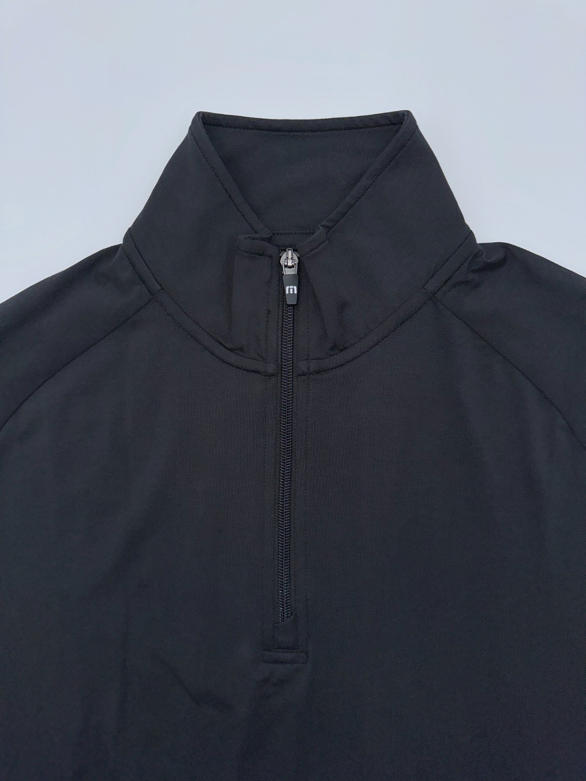 Travis Mathew Women’s Zachary No Logo Top – Black – Medium – New With Tags
