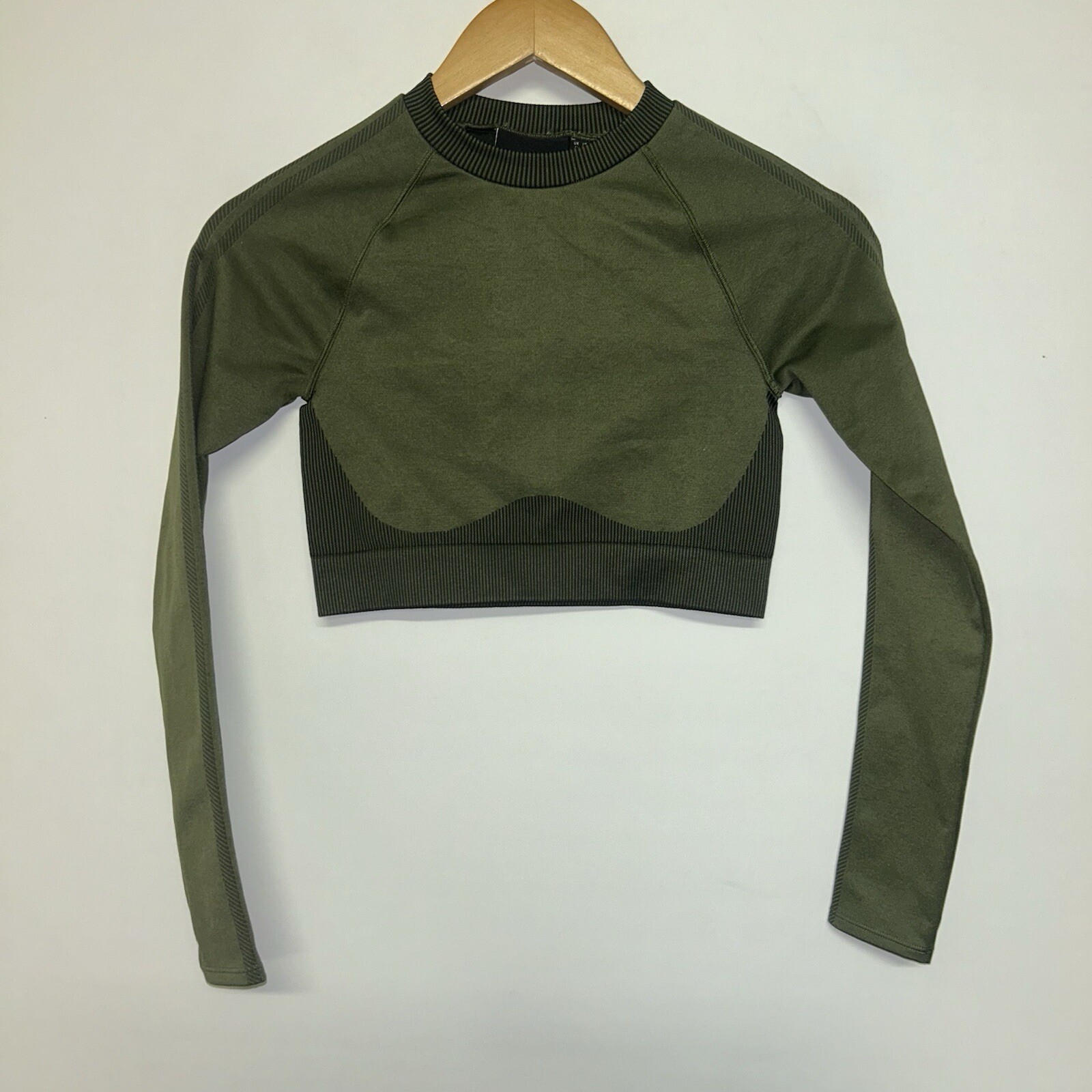 Adidas Ivy Park Green Womens Cropped Shirt, NWT, Size Medium