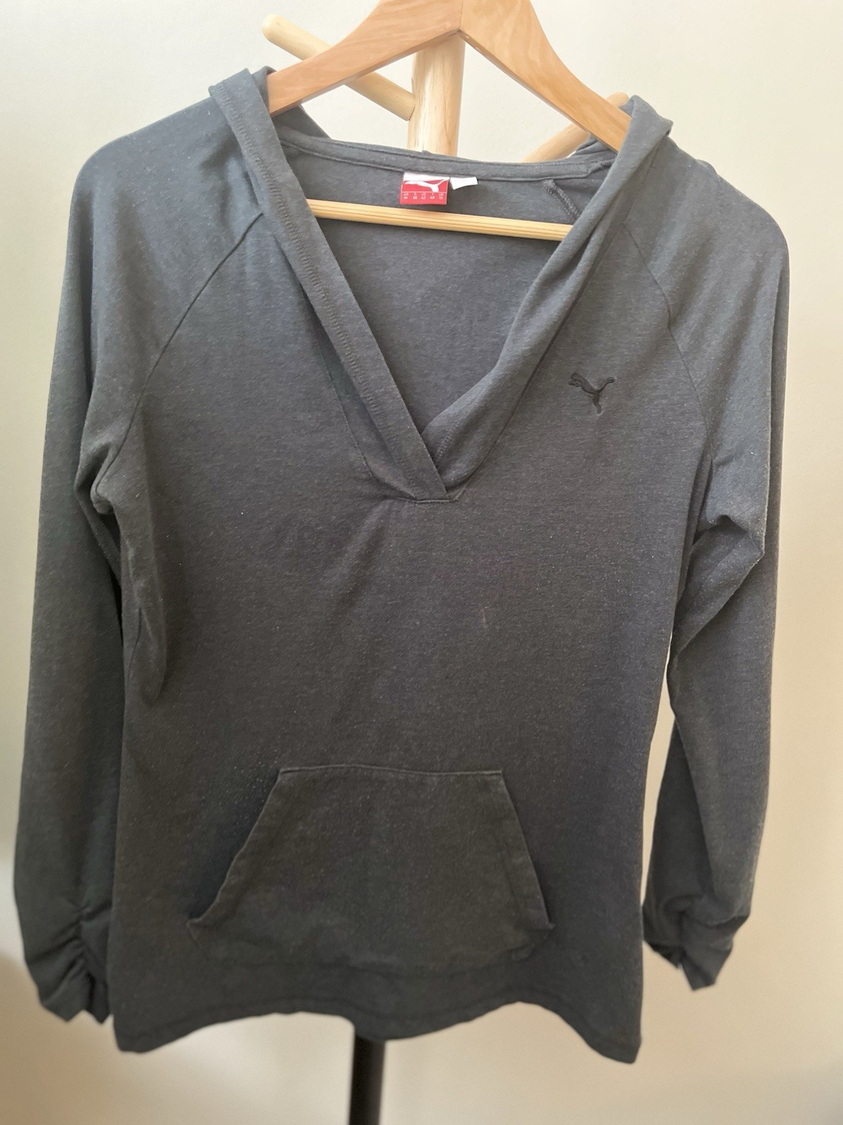 PUMA Womens M Dark Gray/Black Hoodie Long Sleeve Shirt Top Activewear Hoodie