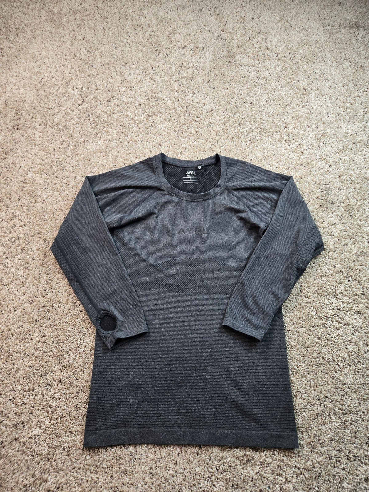 AYBL Seamless Shirt Womens Medium Gray Long Sleeve Thumbhole Athletic Crew Neck