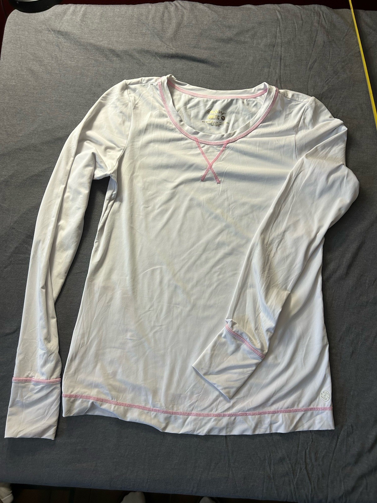 Lilly Pulitzer Women’s Luxletic Long Sleeve Athletic Shirt Size Small White