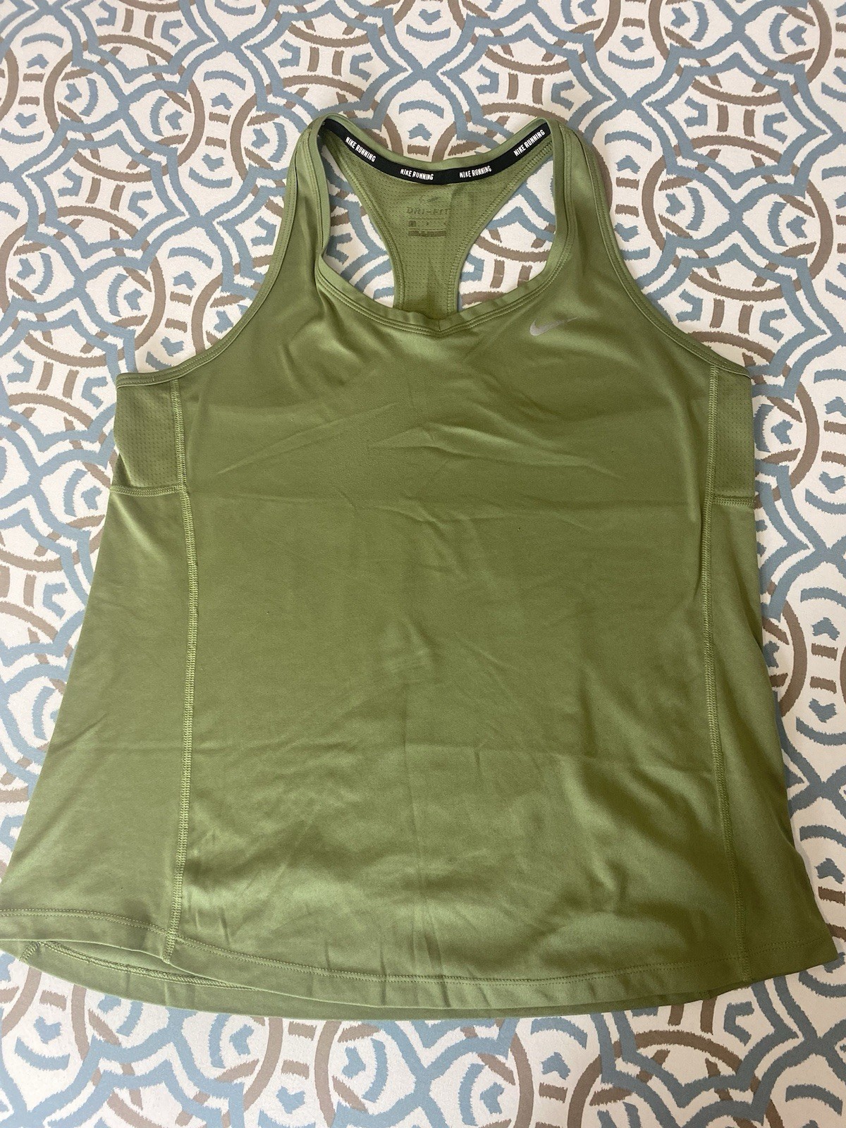 Nike Dri-FIT Women’s L Green Racerback Running Tank Moisture Wicking Poly