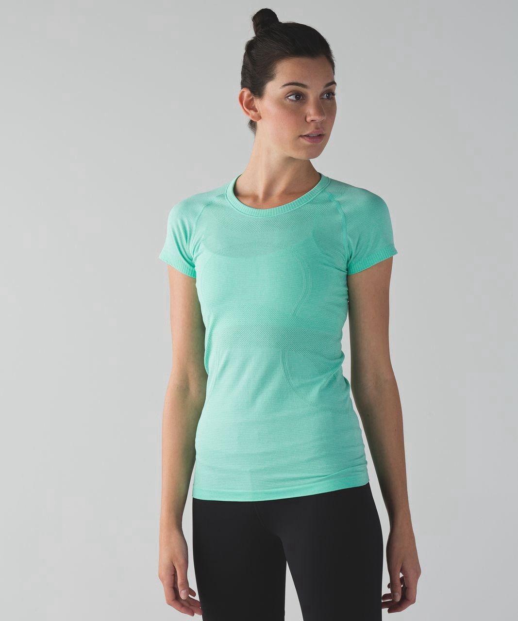 Lululemon Swiftly Tech Short Sleeve Crew Heathered Jungle Size 8