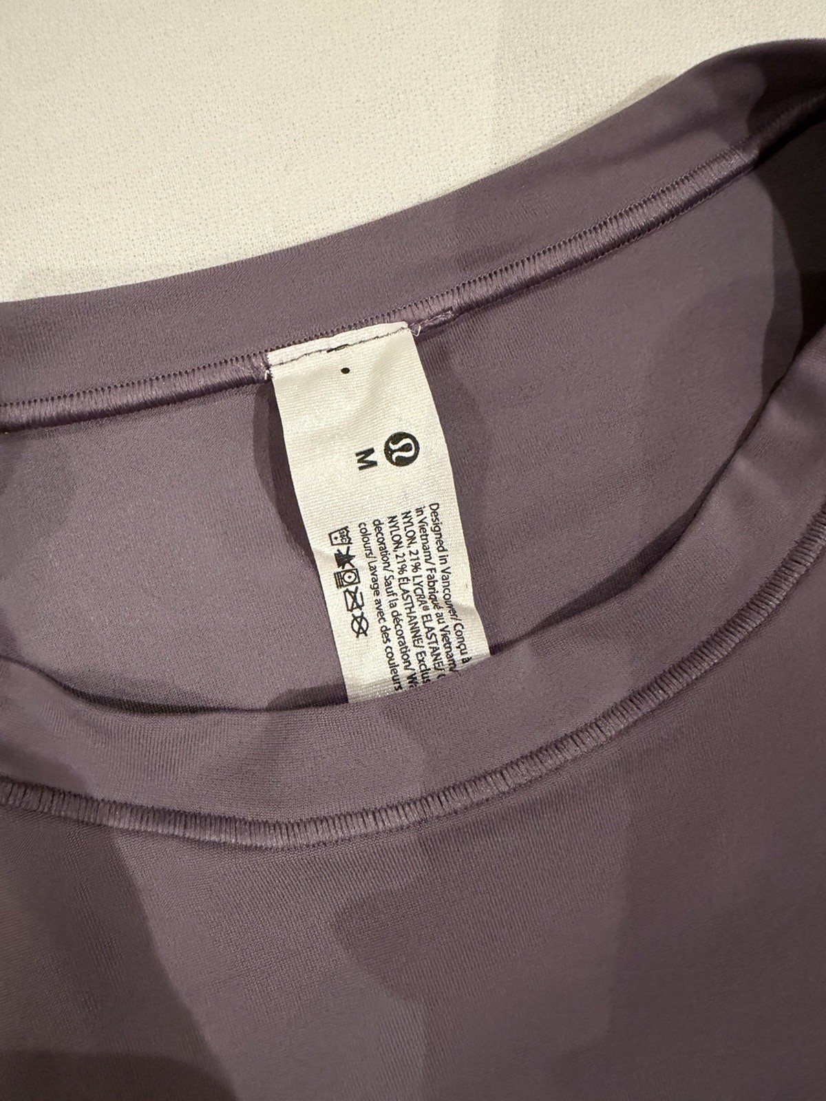 Lululemon Wundermost Ultra-Soft Cropped Tee Size M