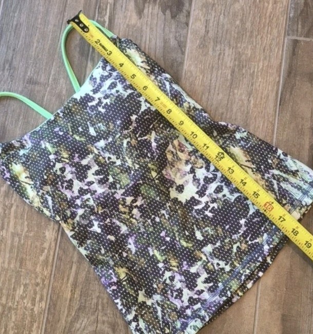 Lululemon Dancing Warrior Floral Multi/Pistachio Strappy Sports Bra Tank, XXS