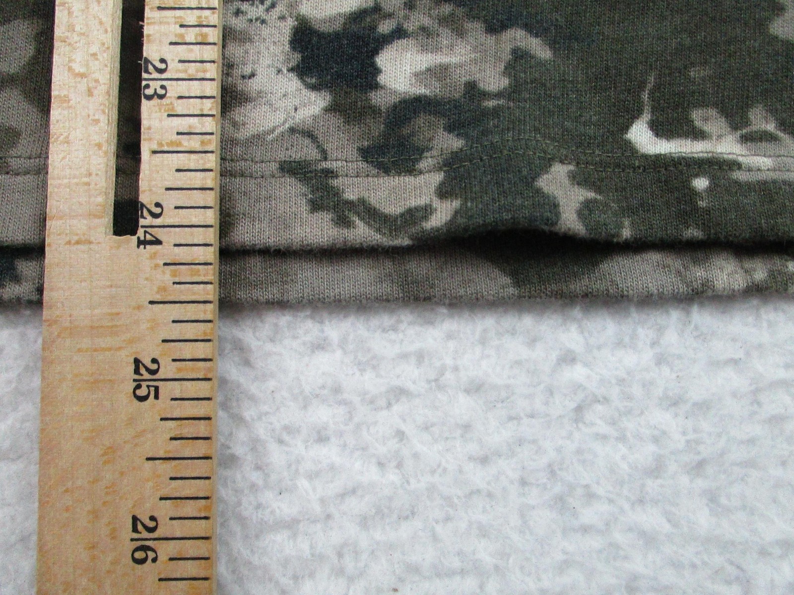 Under Armour Project Rock Shirt Womens XL Green Camo Freedom Bull Logo