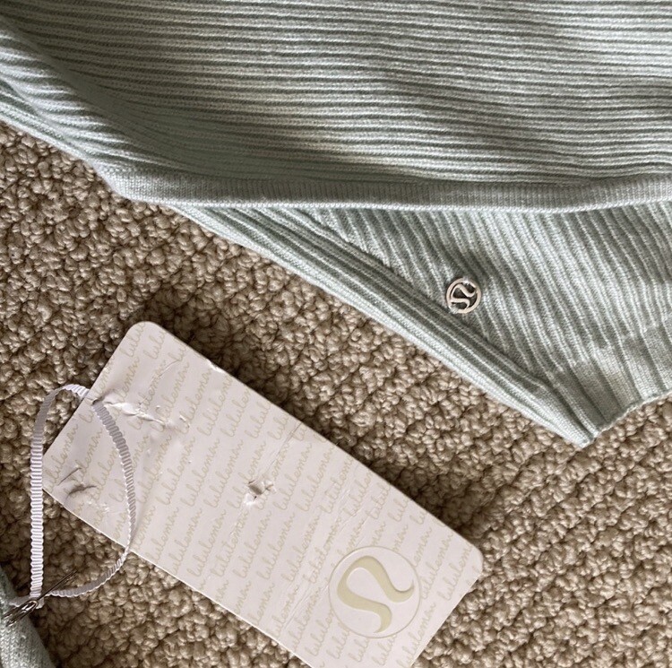 LULULEMON Wrap It Back Sweater Cashmere Define Reversible Sea Green Size 4 EUC