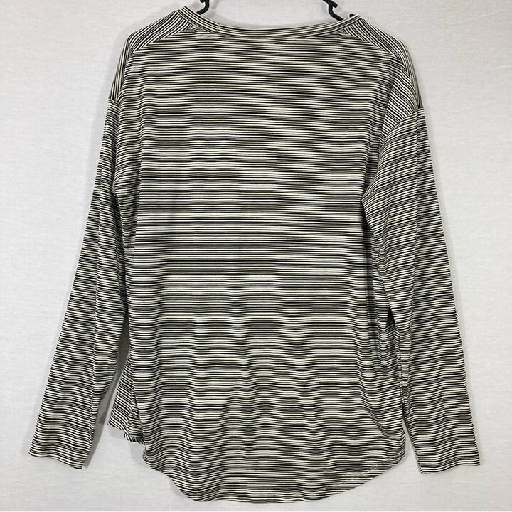 Athleta Striped Ultra Soft Stretch Pull-over Long Sleeve Top Medium Active