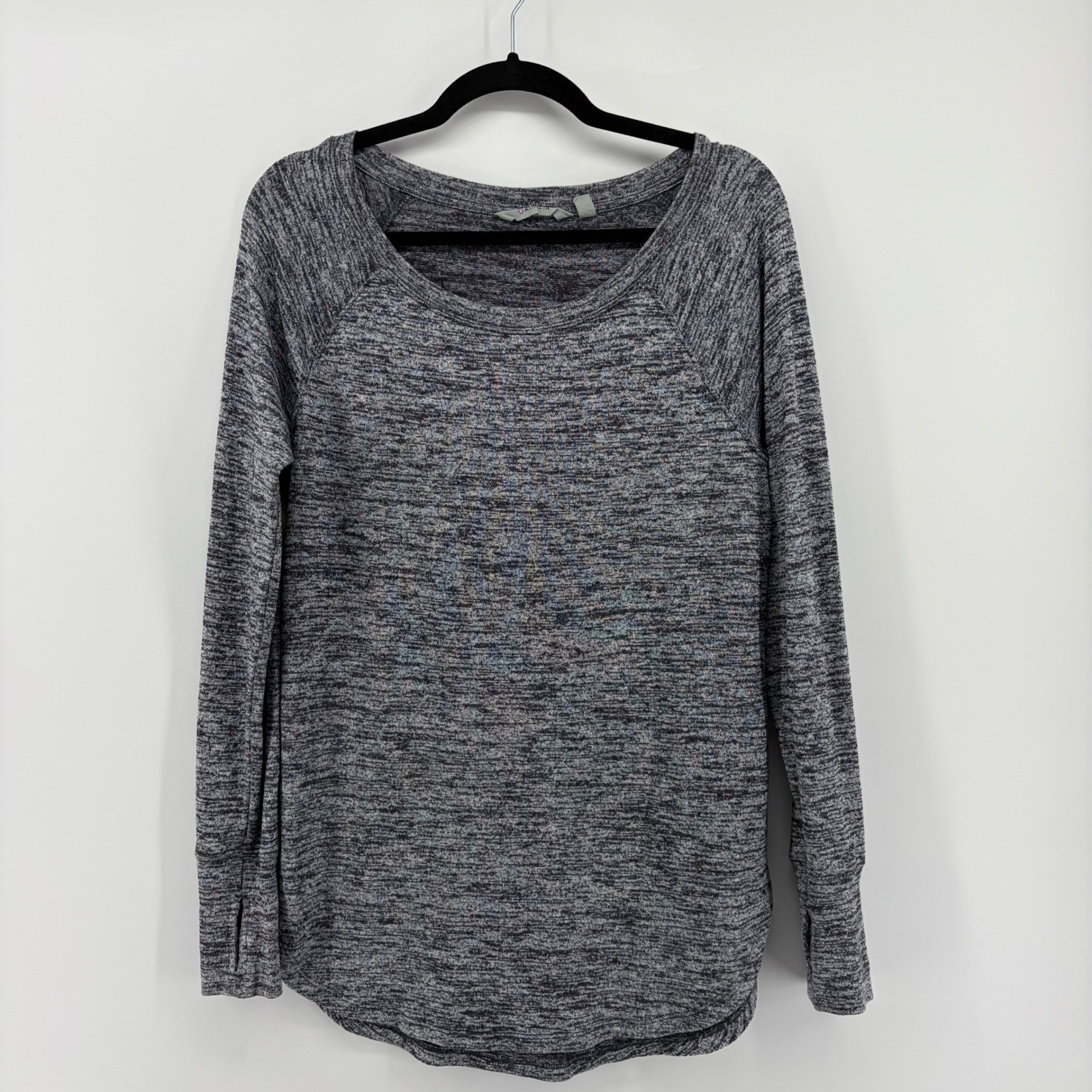 Athleta Gray Marled Long Sleeve Raglan Sleeve Thumbhole Top Women’s Size M