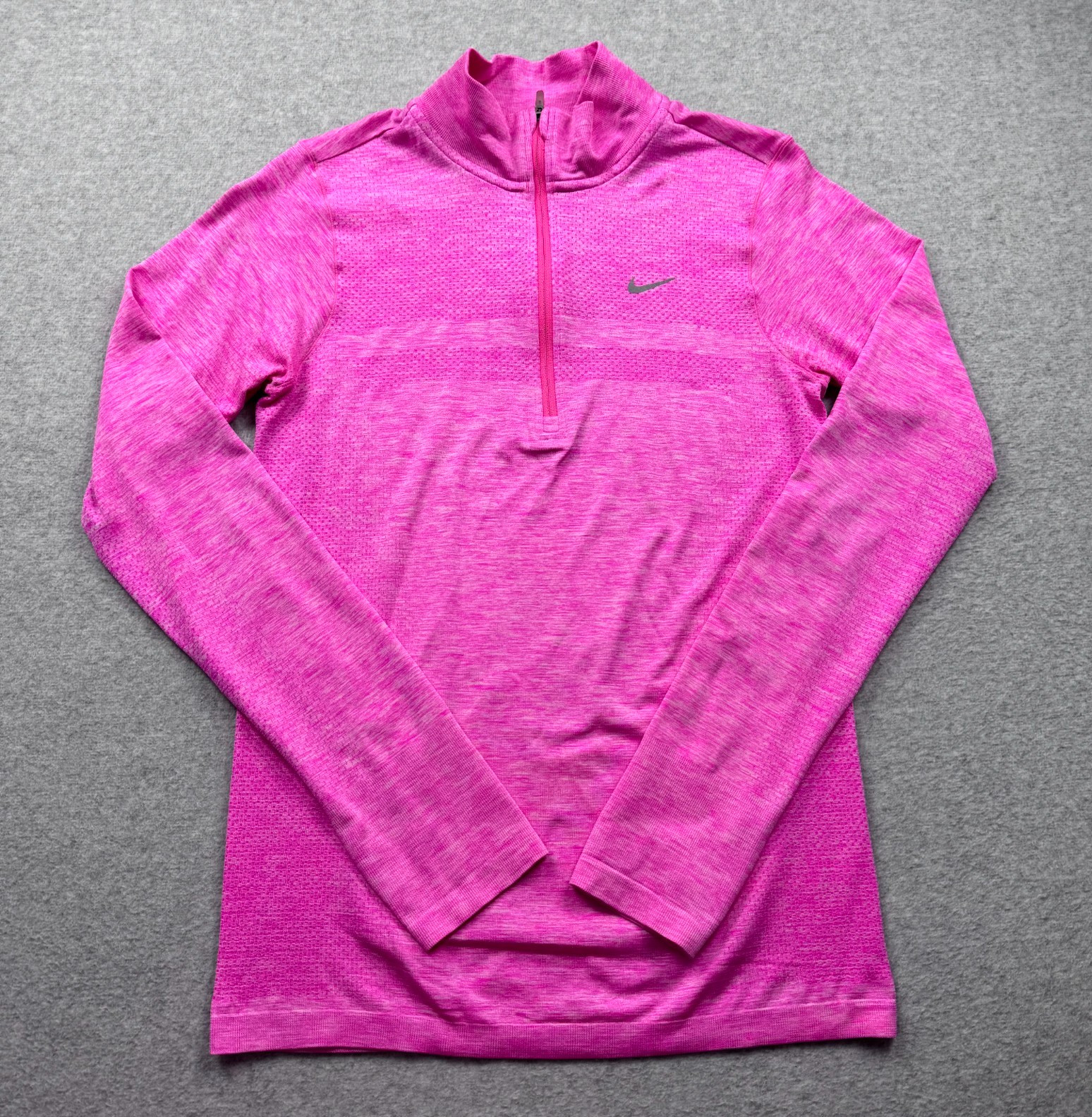 Nike Women’s Small Dri-Fit 1/4 Zip Element Long-Sleeve Performance Running Top