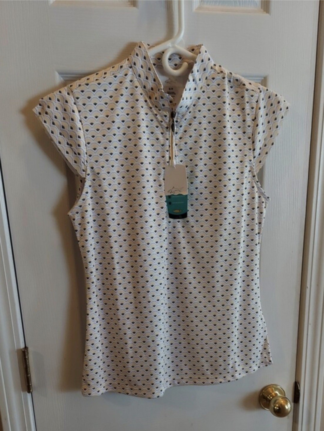 Greg Norman PLAY DRY ML75 Women’s White Patterned Cap-Sleeve Zip Neck Top NWT