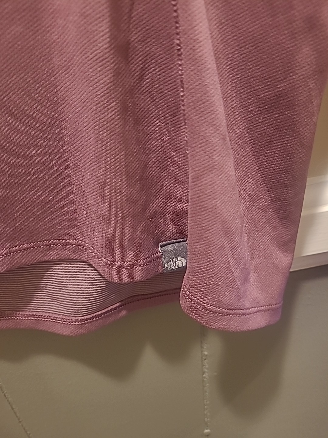 THE NORTH FACE FlashDry Quarter Zip Pullover Women’s Medium Plum Long Sleeve