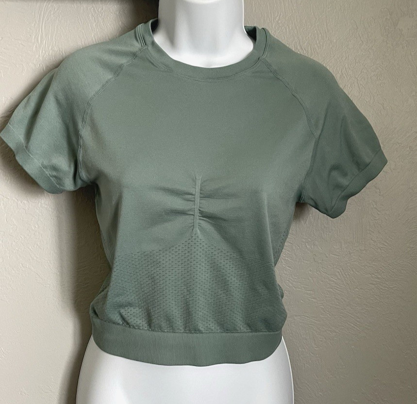 Ryka Activewear Top Green Womens Medium Crew Neck Short Sleeves Slimming