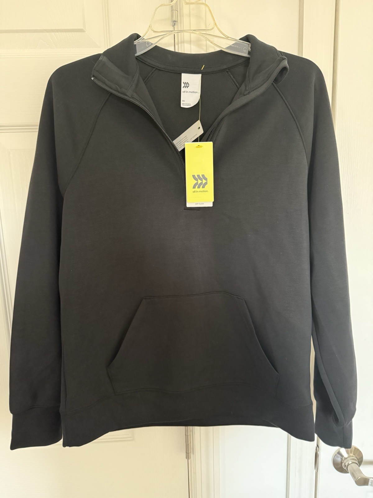 All In Motion Women’s 1/2 Zip Airy Sleek Black 1/2 Zip Pullover Size XS NWT