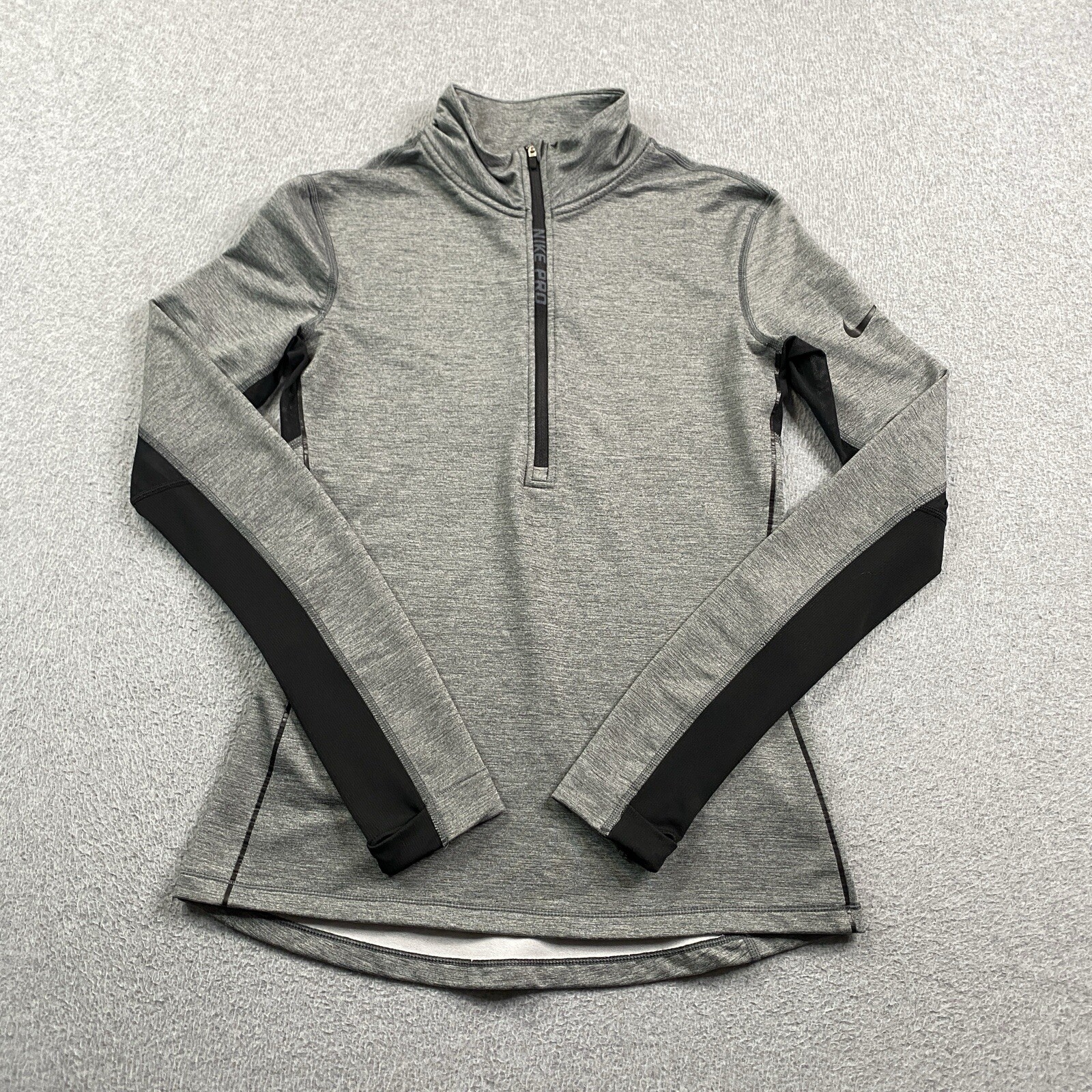 Nike Pro Sweatshirt Womens Medium HyperWarm 1/2 Zip Pullover Thumbholes Run Gym