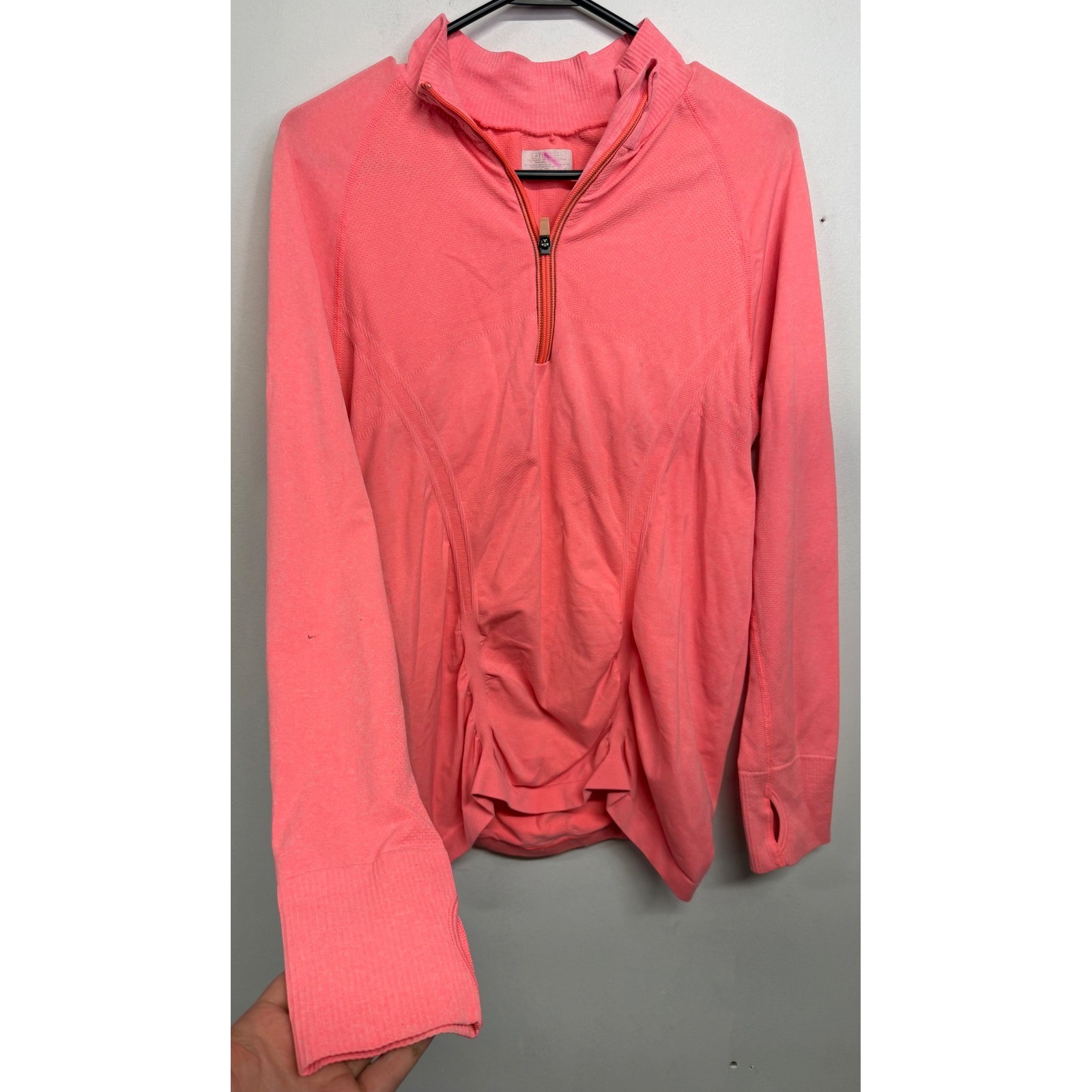 Athleta Momentum Quarter Zip Pullover Coral Pink XL Ruched Back Thumbholes