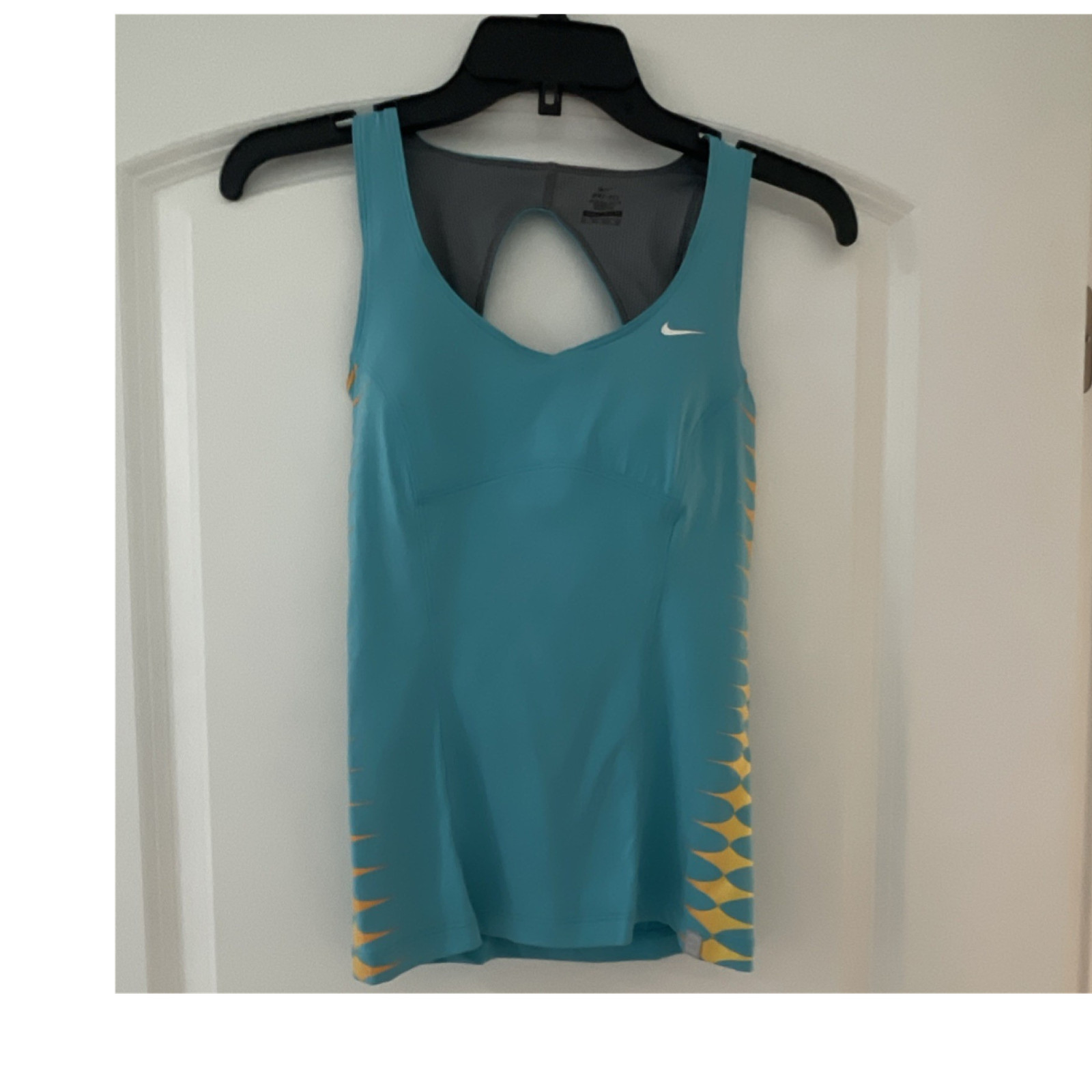 Nike Pro Blue Yellow Racerback Athletic Tank Top Built-In Bra Geometric XS