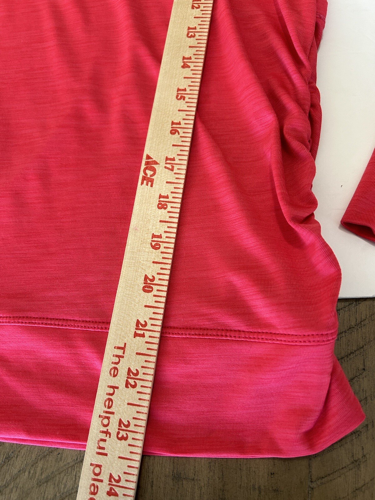 Calvin Klein Performance Womens Athletic Shirt Top Size Small Pink Keyhole Back