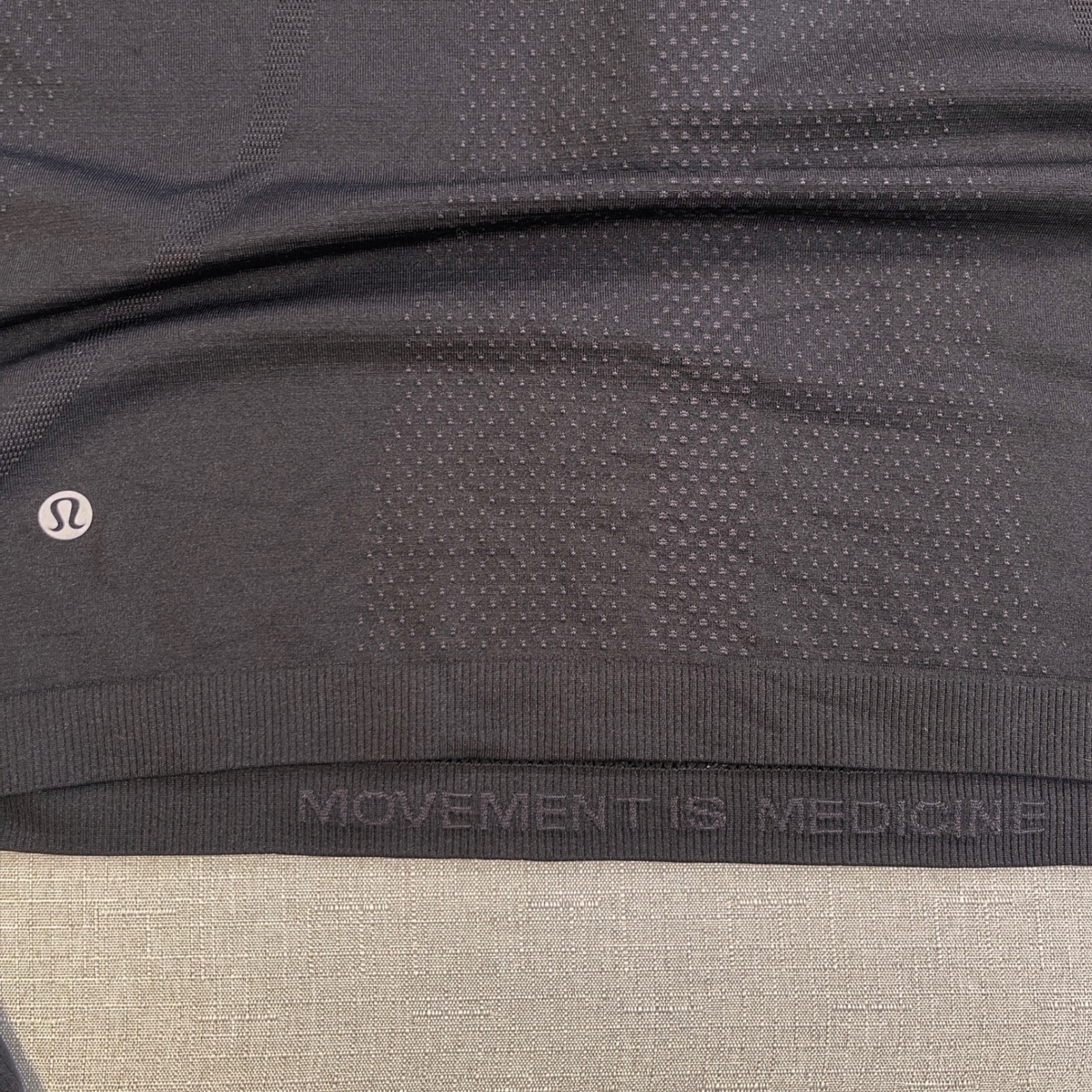 Lululemon Swiftly Tech 1/2 Zip 2.0 Cool Black Graphite Grey Women Size 10