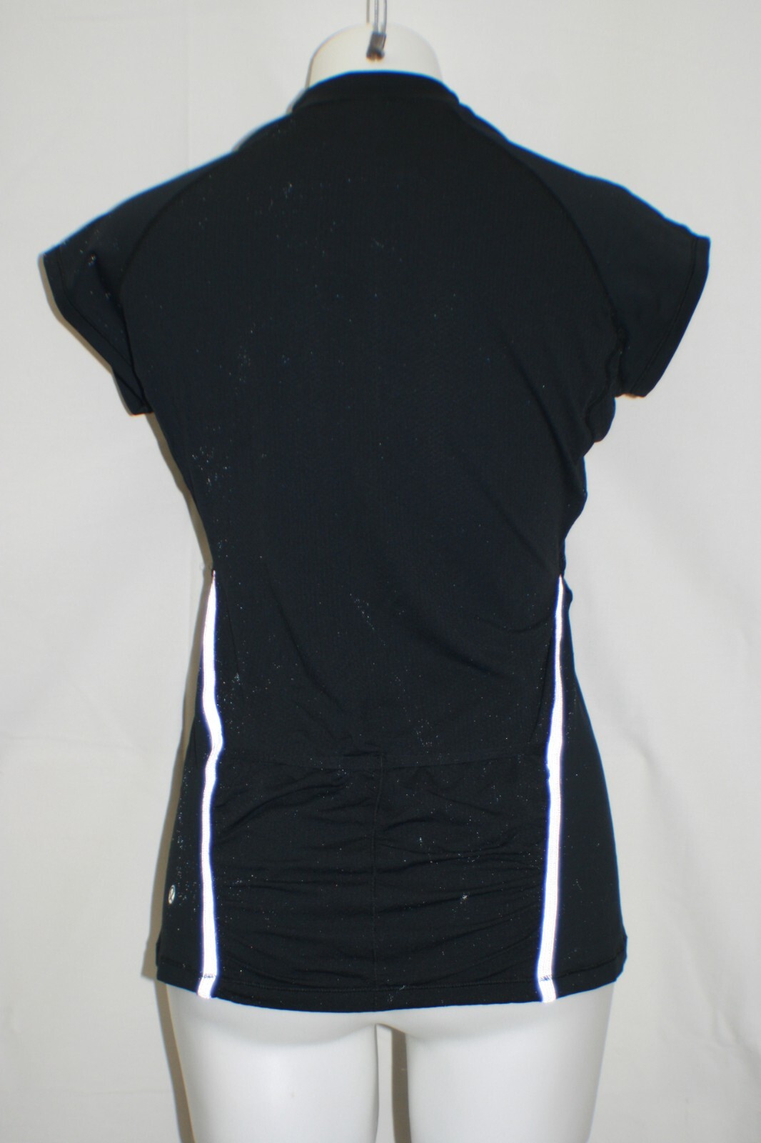 Lululemon Women’s Black Cycling Jersey Top Half-Zip Pockets Logo Designer | 10
