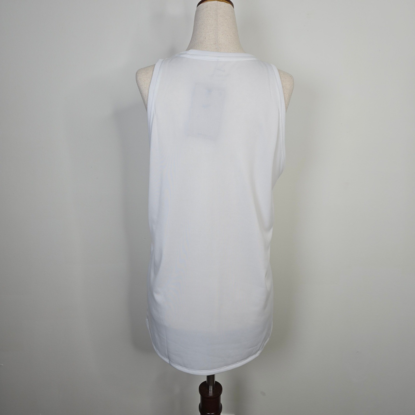 Nike Womens Dri-FIT Training Tank Top White DX0701-100 Size Medium NWT