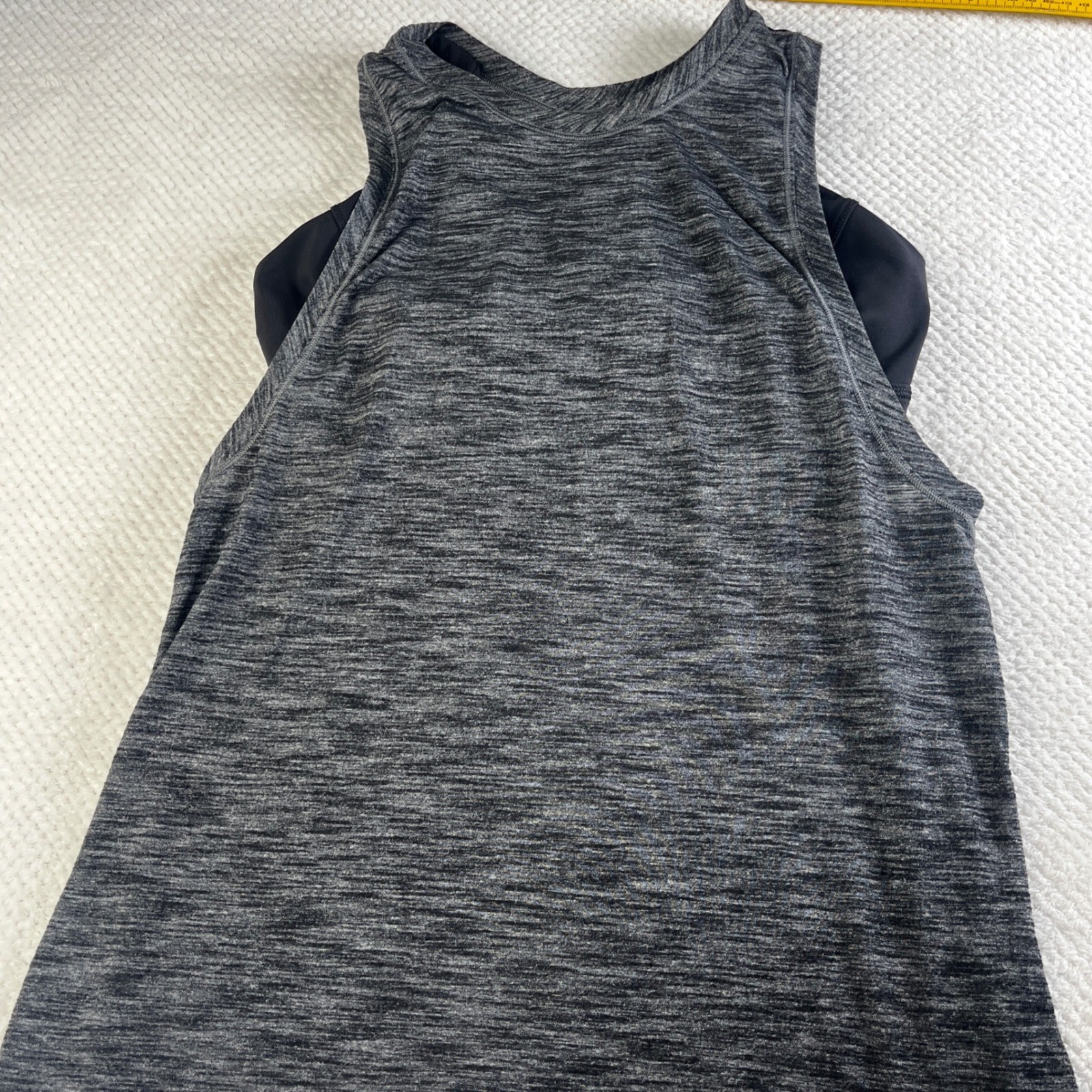 Lululemon Womens Size 8 Gray Heathered 2-in-1 Tank Top Built-In Sports Bra Mesh